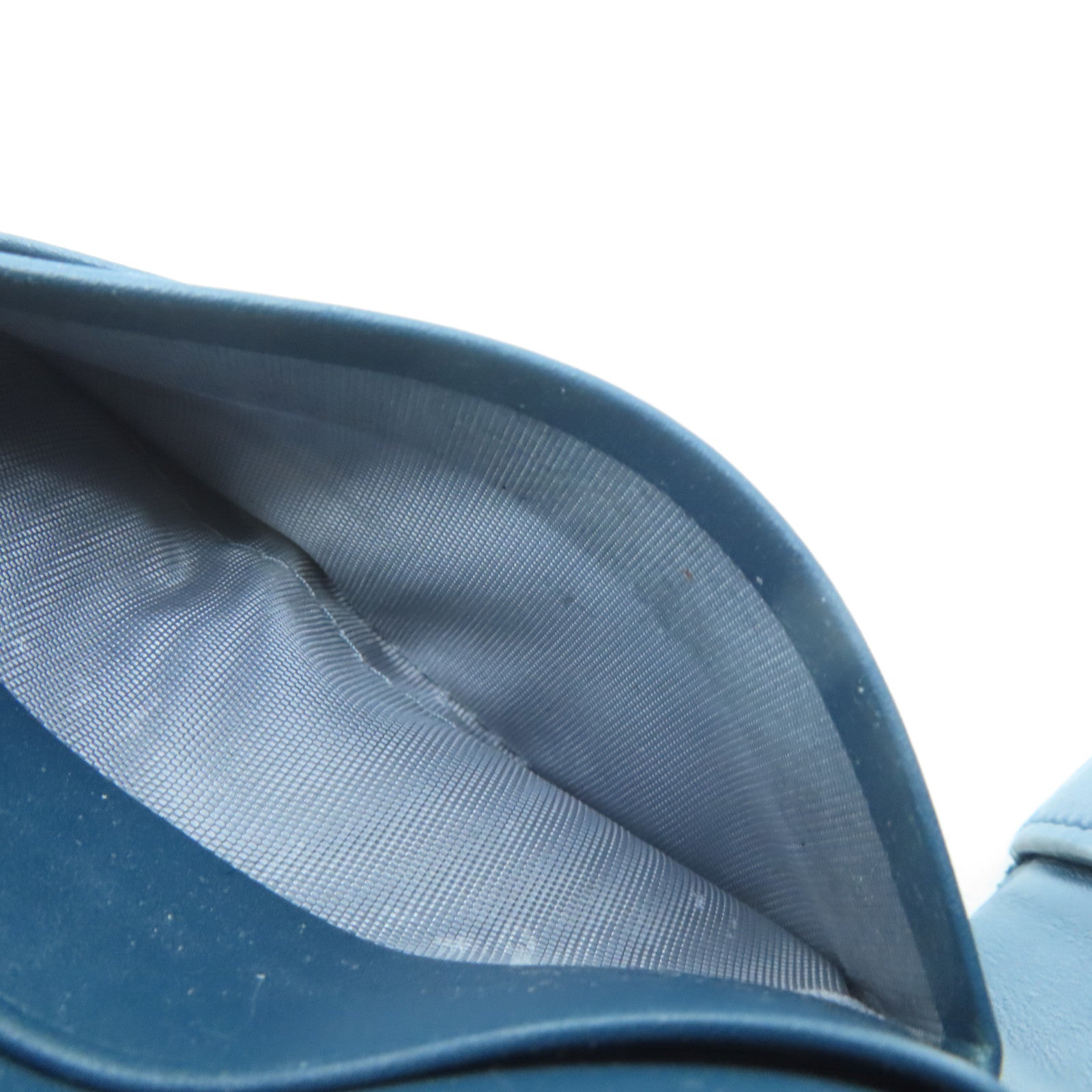 BOTTEGA VENETA Wallet in cowhide leather blue