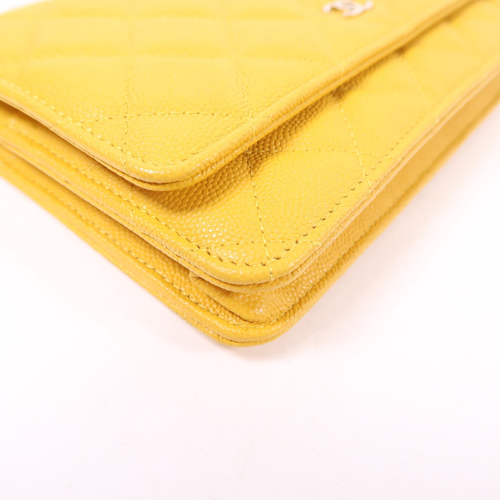 CHANEL 牛皮皮革WOC Wallet On Chain鏈帶肩背袋