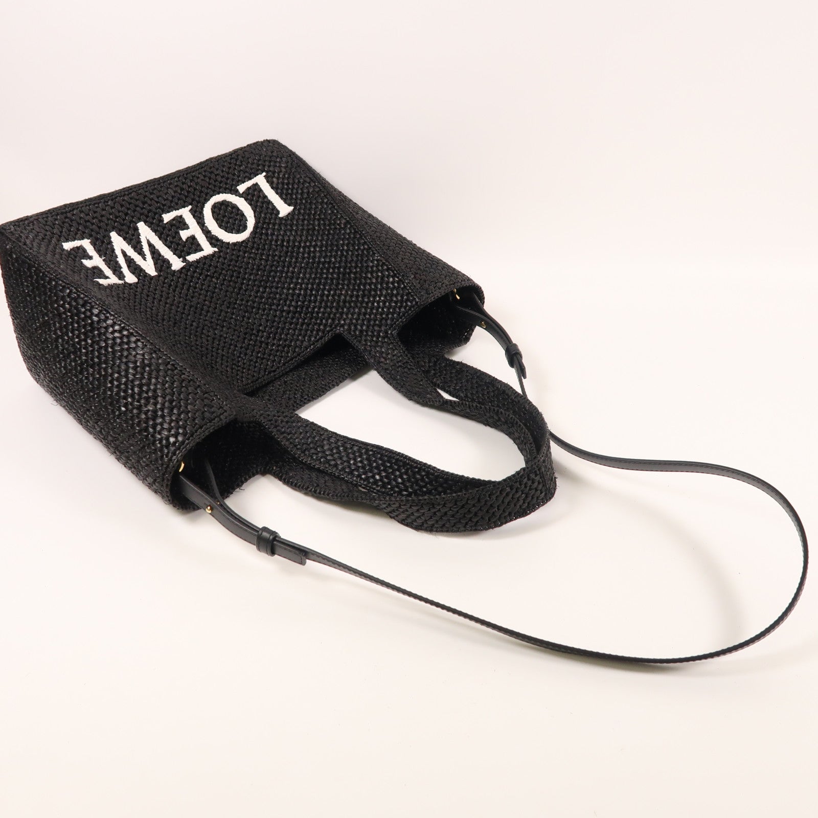 LOEWE 酒椰Medium Font Tote in Raffia手挽肩背兩用袋