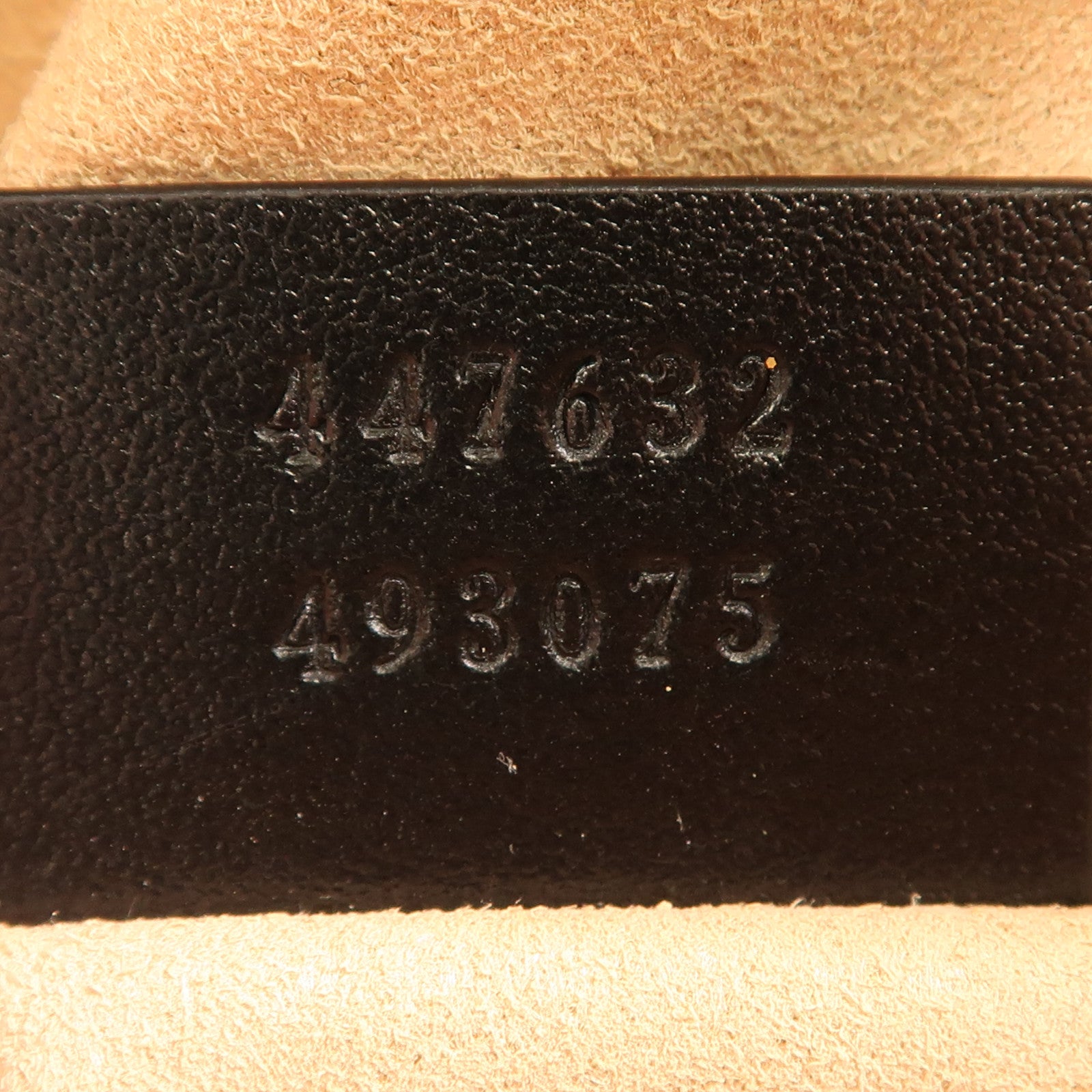 GUCCI 牛皮皮革GG Marmont金扣肩背袋