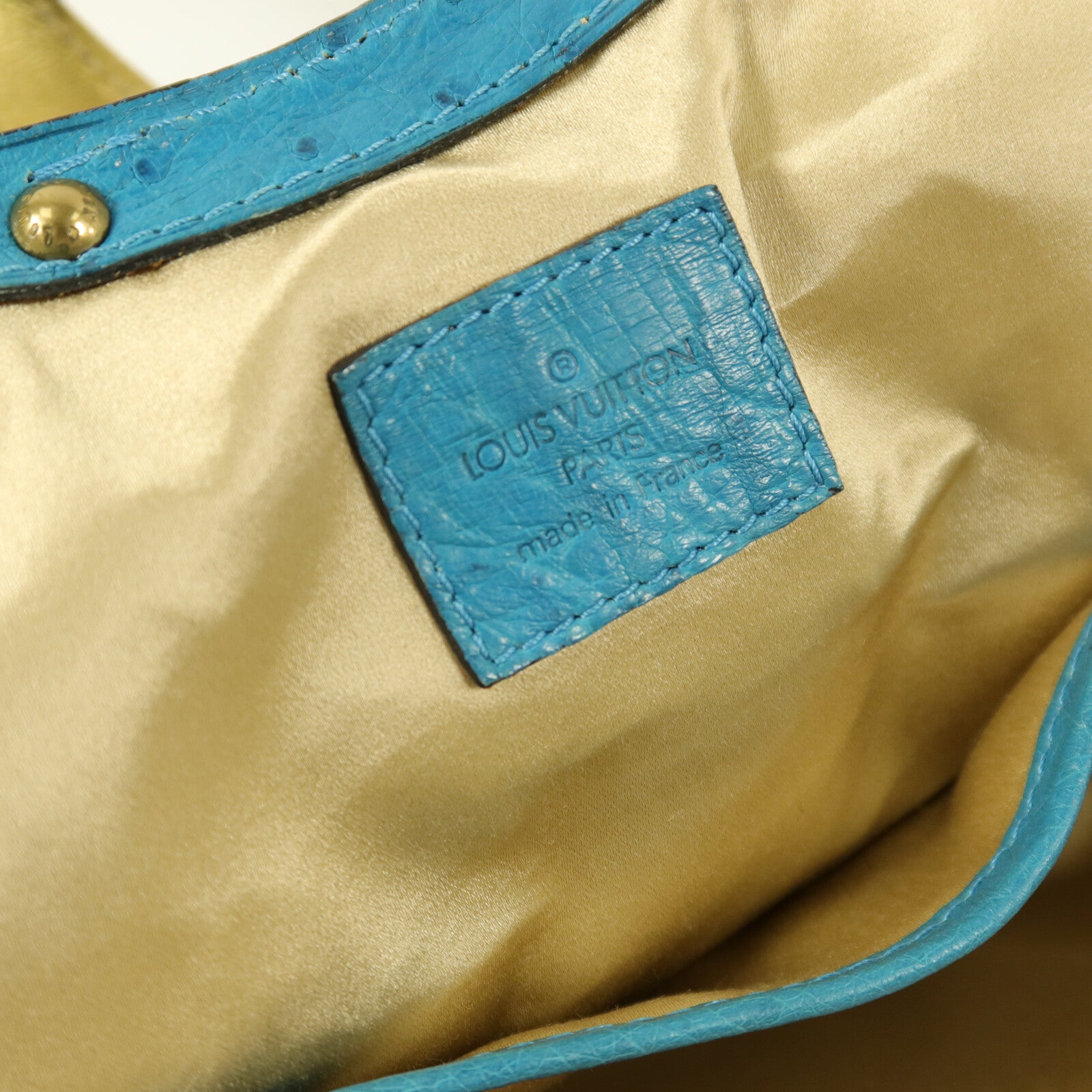 LOUIS VUITTON 麂皮皮革/珍稀皮革Theda GM肩背袋