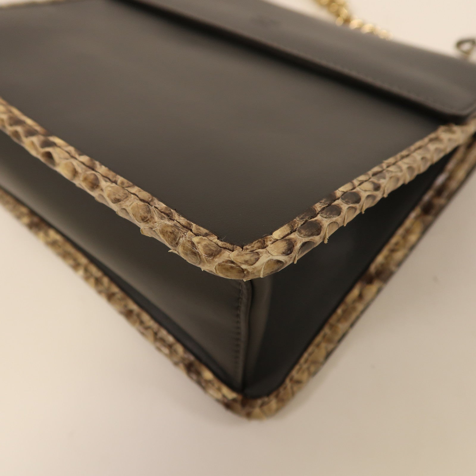 FENDI 【激減優惠】蛇皮皮革Kan I鏈帶肩背袋灰色