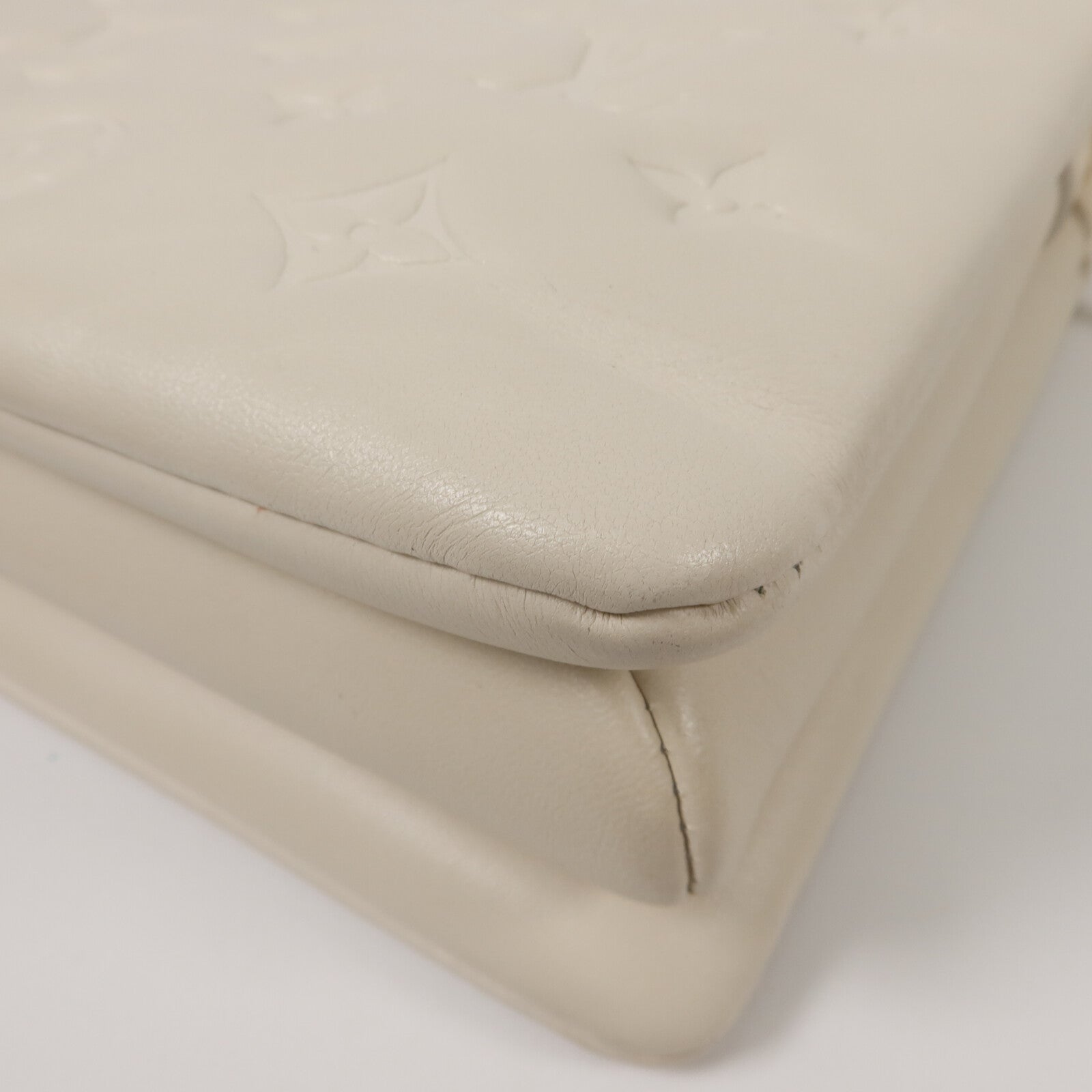 LOUIS VUITTON Monogram Embossed Coussin PM鏈帶肩背袋