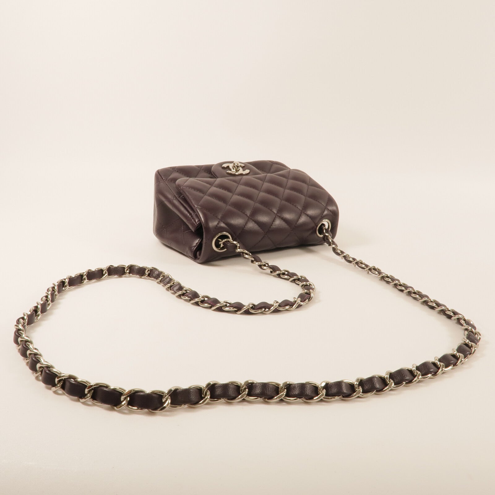 CHANEL 羊皮皮革Mini Classic 17鏈帶肩背袋