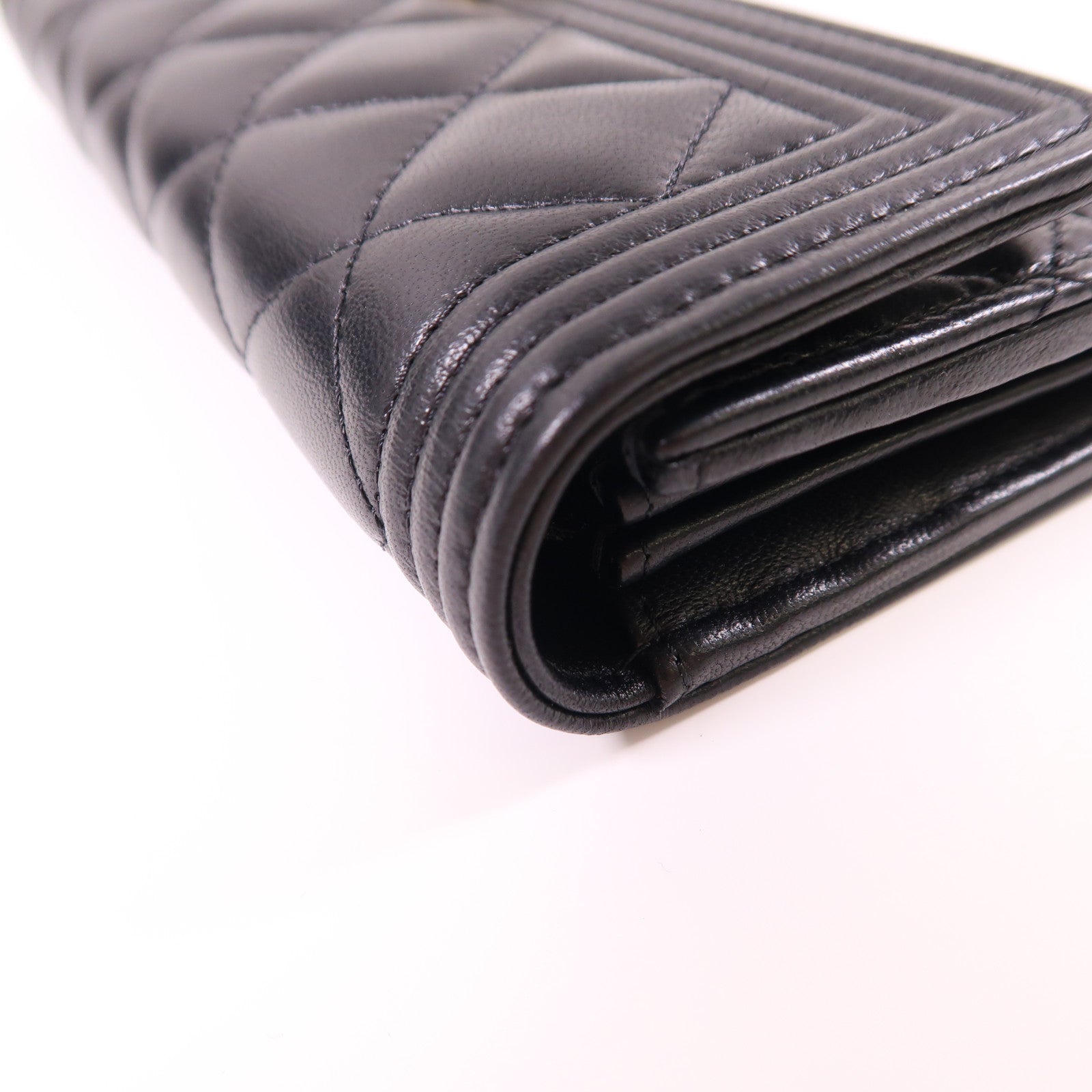 CHANEL 羊皮皮革Boy Long Wallet金扣長錢包