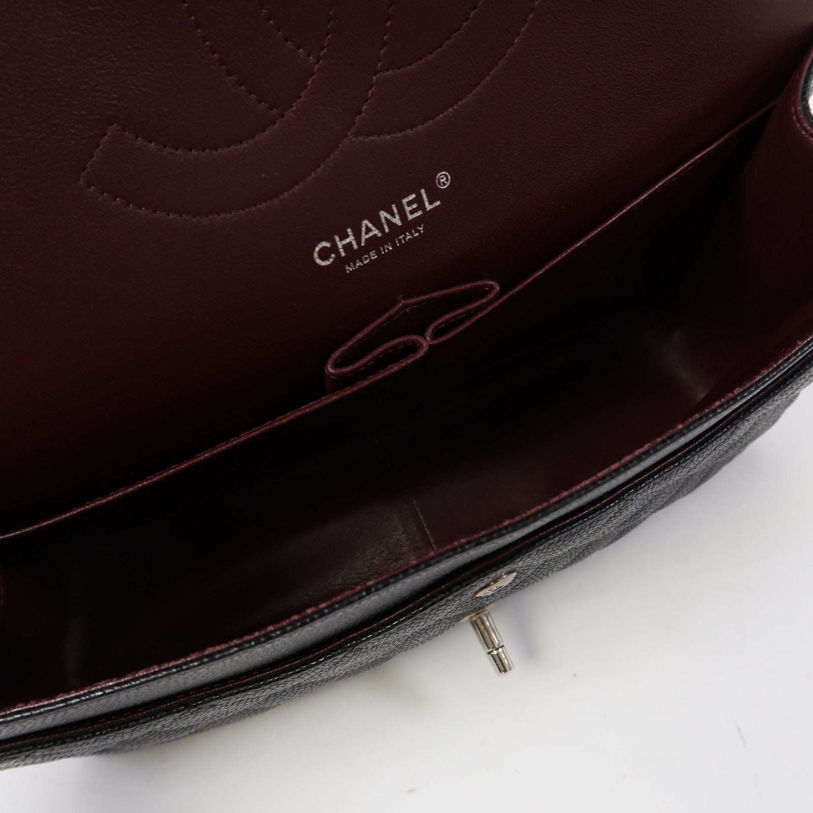 CHANEL 【激減優惠】菱格Caviar皮革Classic銀扣鏈帶肩背袋黑色