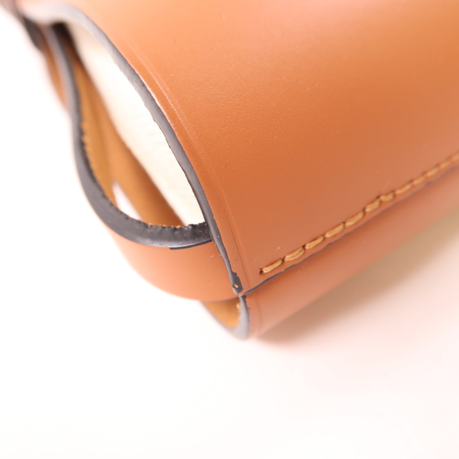 LOEWE 牛皮皮革Ikebana肩背袋