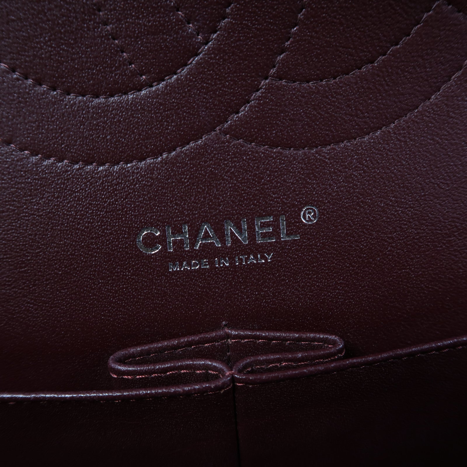 CHANEL 【激減優惠】菱格Caviar皮革Classic銀扣鏈帶肩背袋黑色