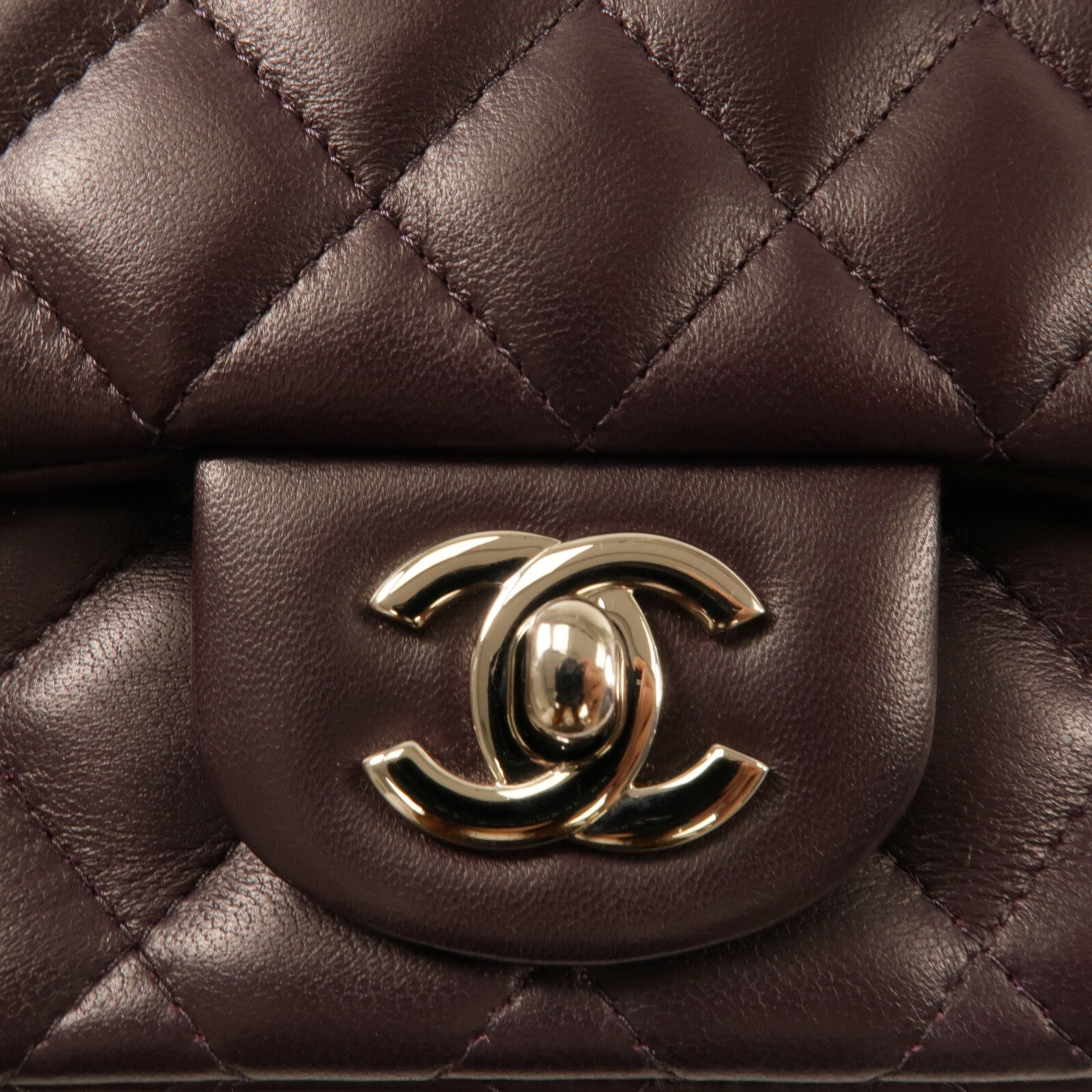 CHANEL 羊皮皮革Mini Classic 17鏈帶肩背袋