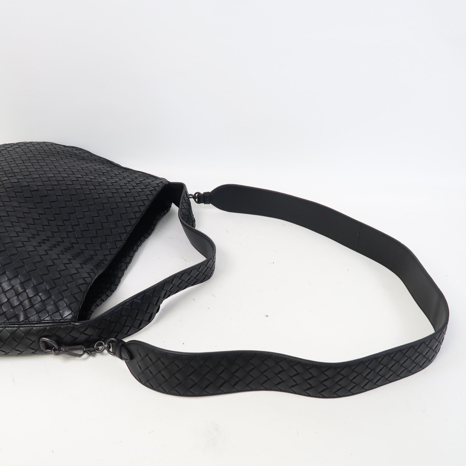 BOTTEGA VENETA 織紋羊皮皮革Shoulder Bag肩背袋黑色