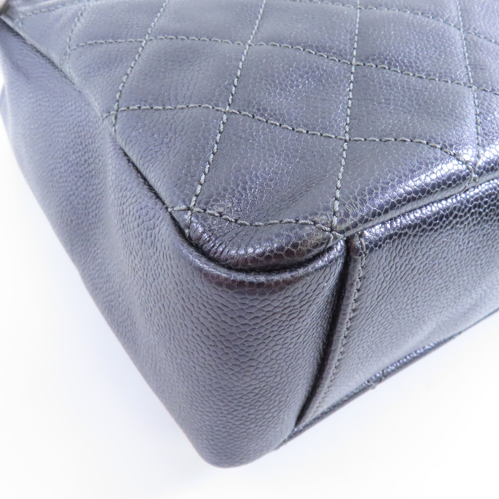 CHANEL 【激減優惠】菱格Caviar皮革Chain Shoulder銀扣鏈帶肩背袋深灰色