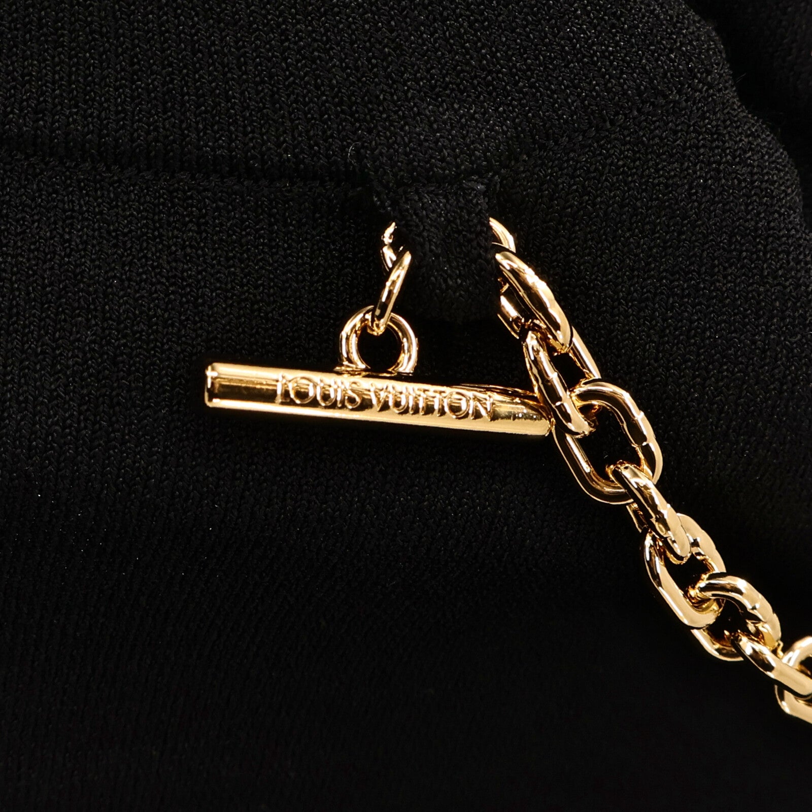 LOUIS VUITTON Shoulder Detail Turtleneck Sweater上衣