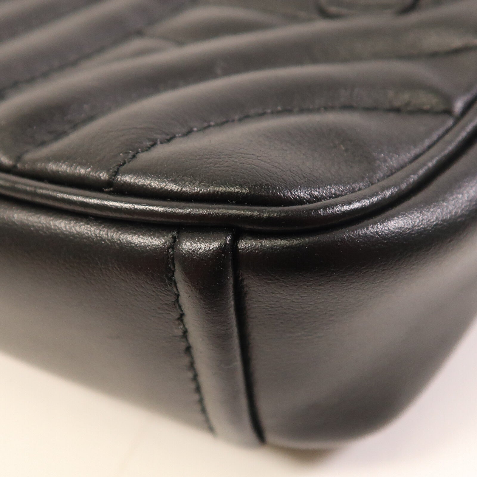 PRADA 牛皮皮革Shoulder Bag銀扣鏈帶肩背袋/腰包