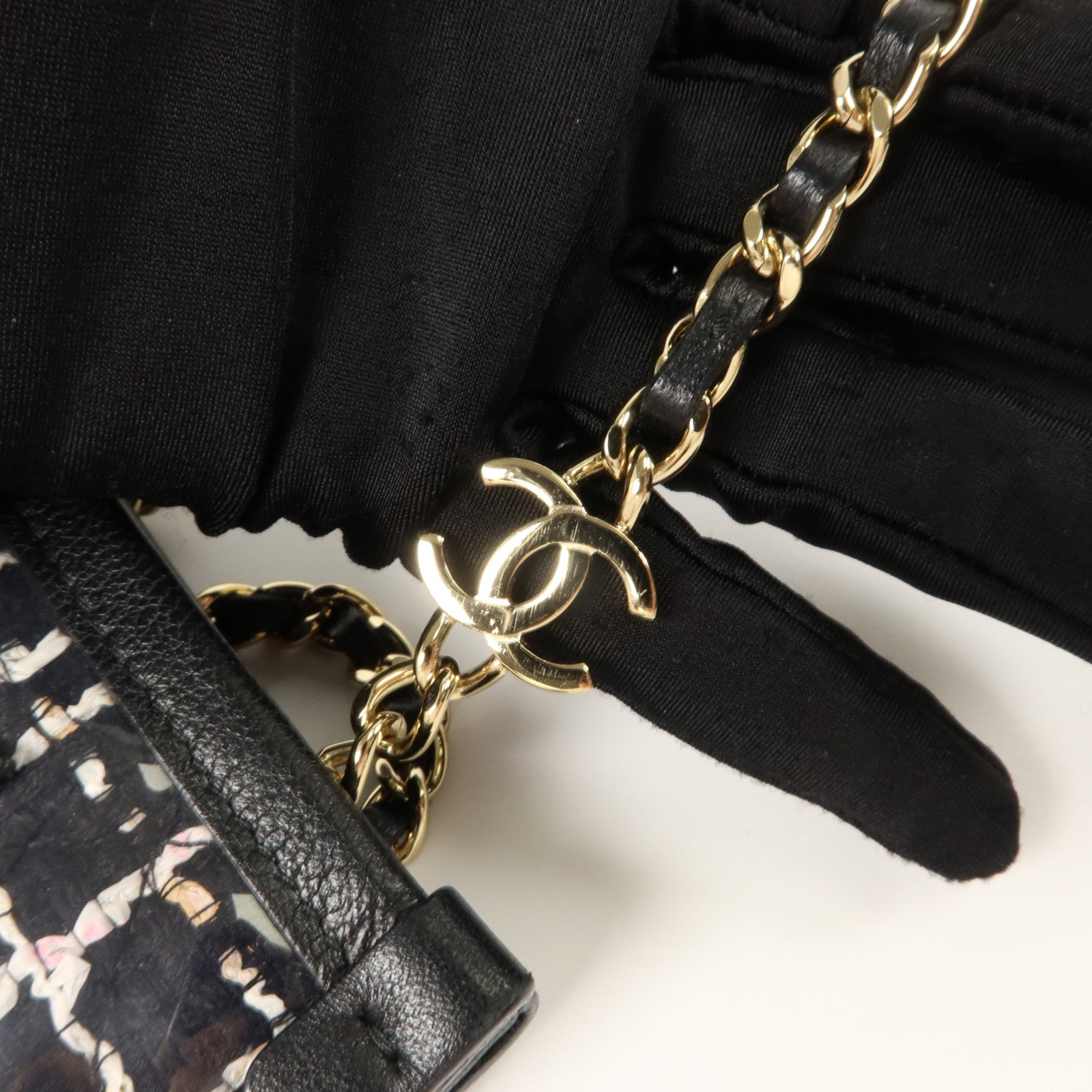 CHANEL PVC/斜紋軟呢Phone Pouch With Chain鏈帶電話肩背袋