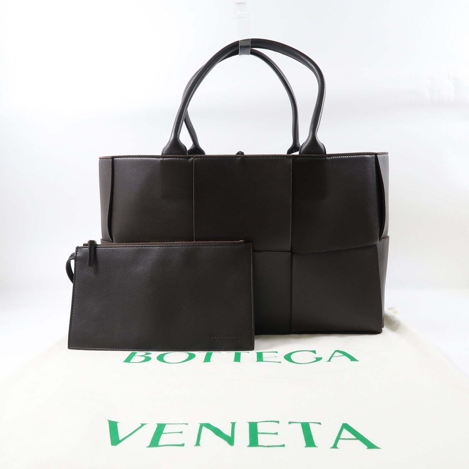 BOTTEGA VENETA 皮革Medium Arco Tote Bag手挽袋啡色