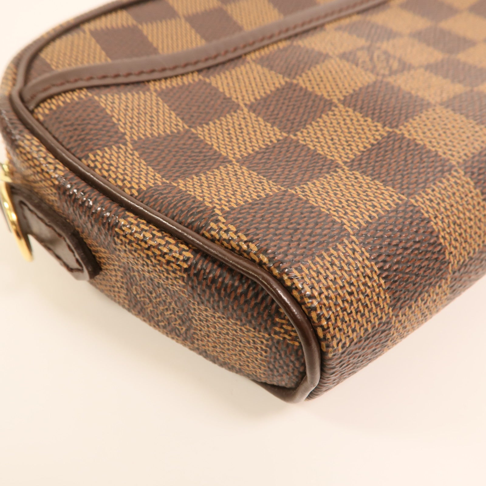 LOUIS VUITTON Damier Pochette Ipanema金扣肩背袋