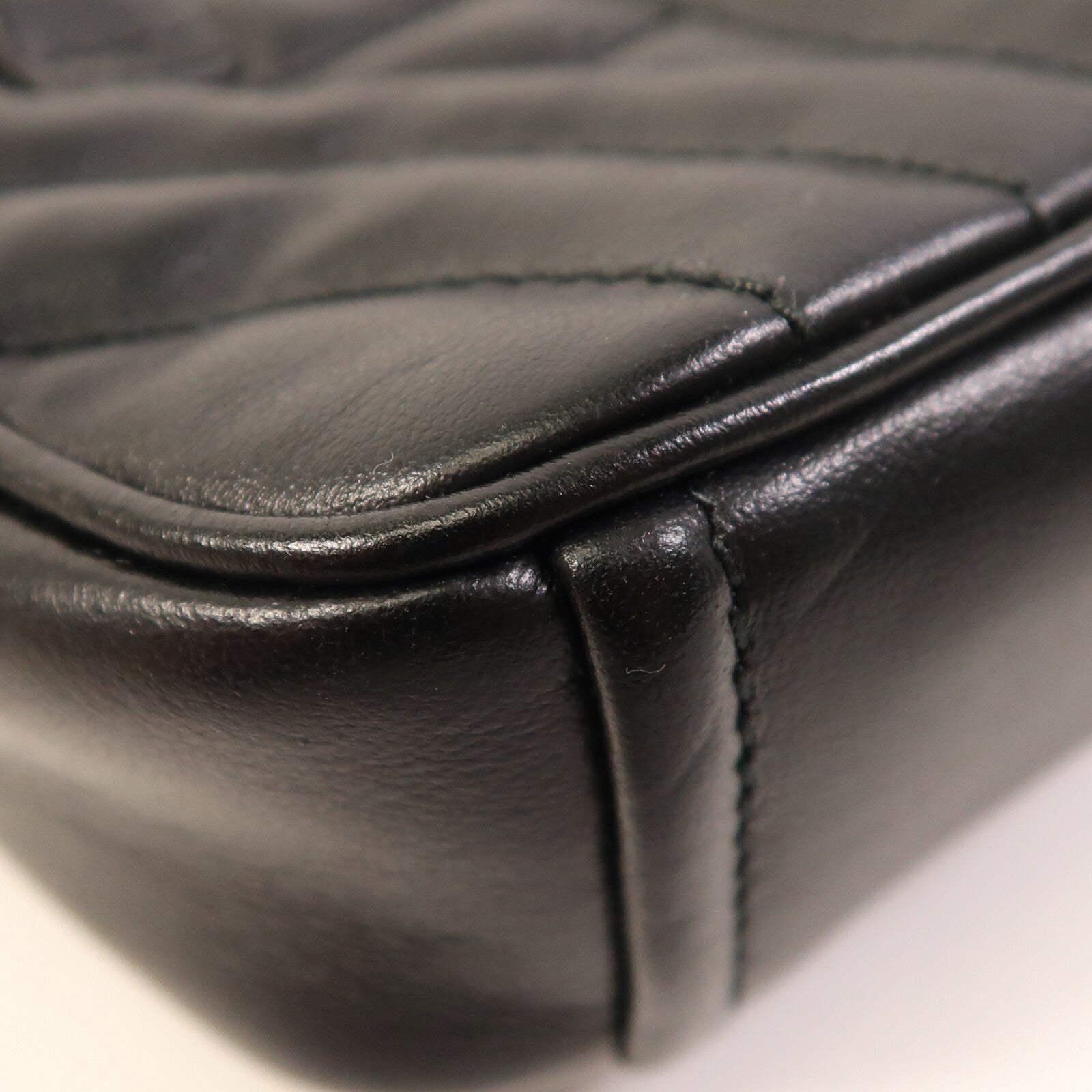 PRADA 牛皮皮革Shoulder Bag銀扣鏈帶肩背袋/腰包