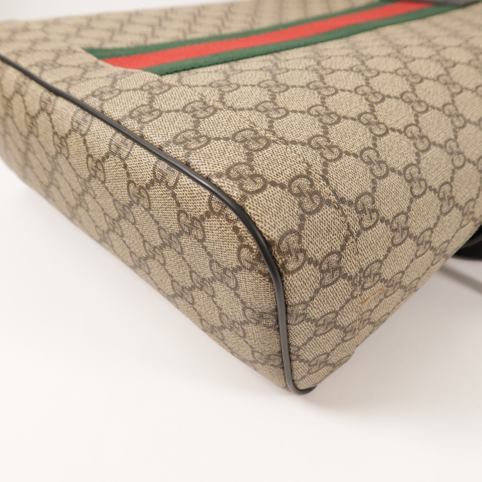 GUCCI 塗層帆布GG Supreme Backpack背包