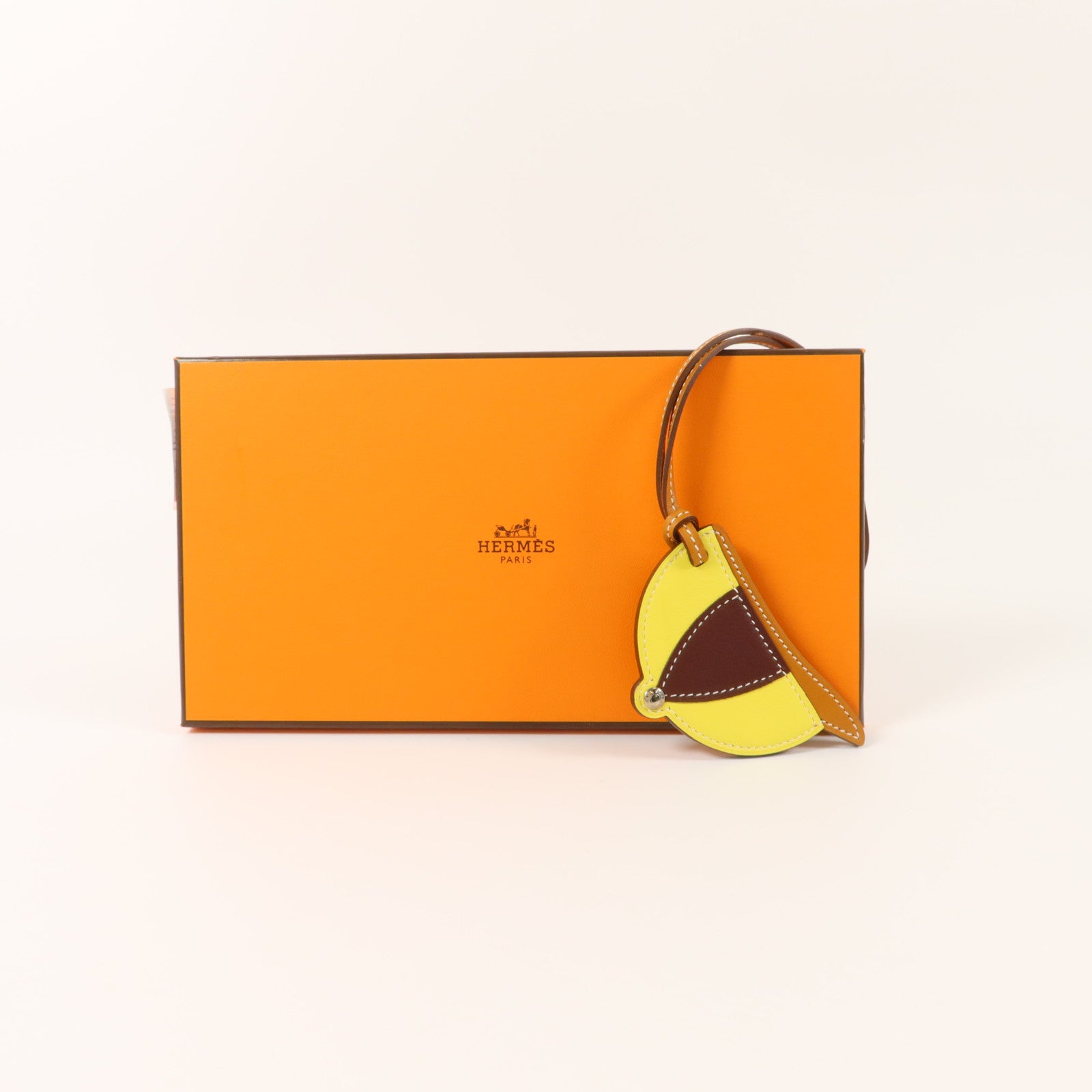 HERMES Swift皮革Paddock Bombe Charm掛飾