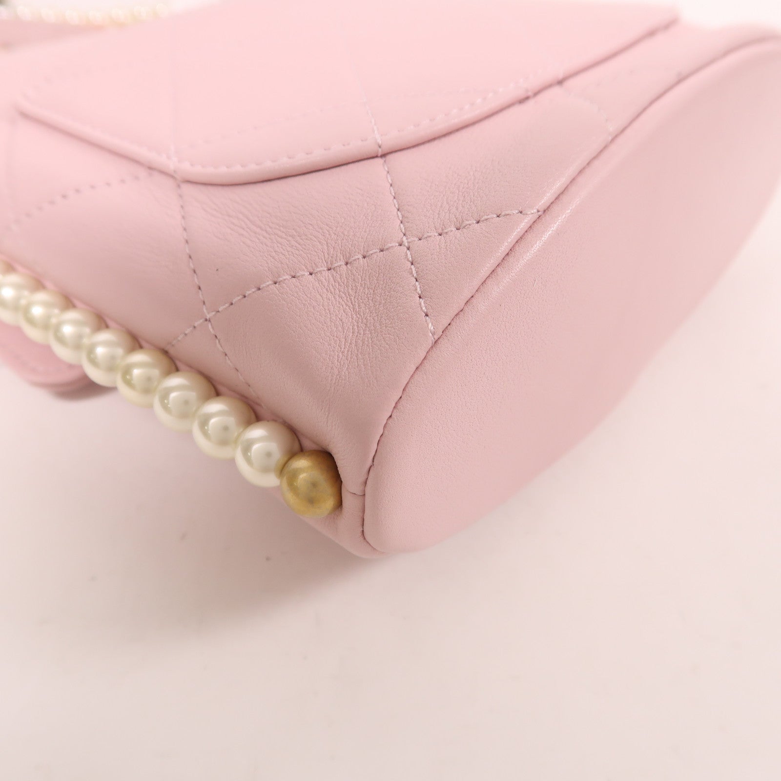 CHANEL 【激減優惠】羊皮皮革Shoulder Bag金扣肩背袋