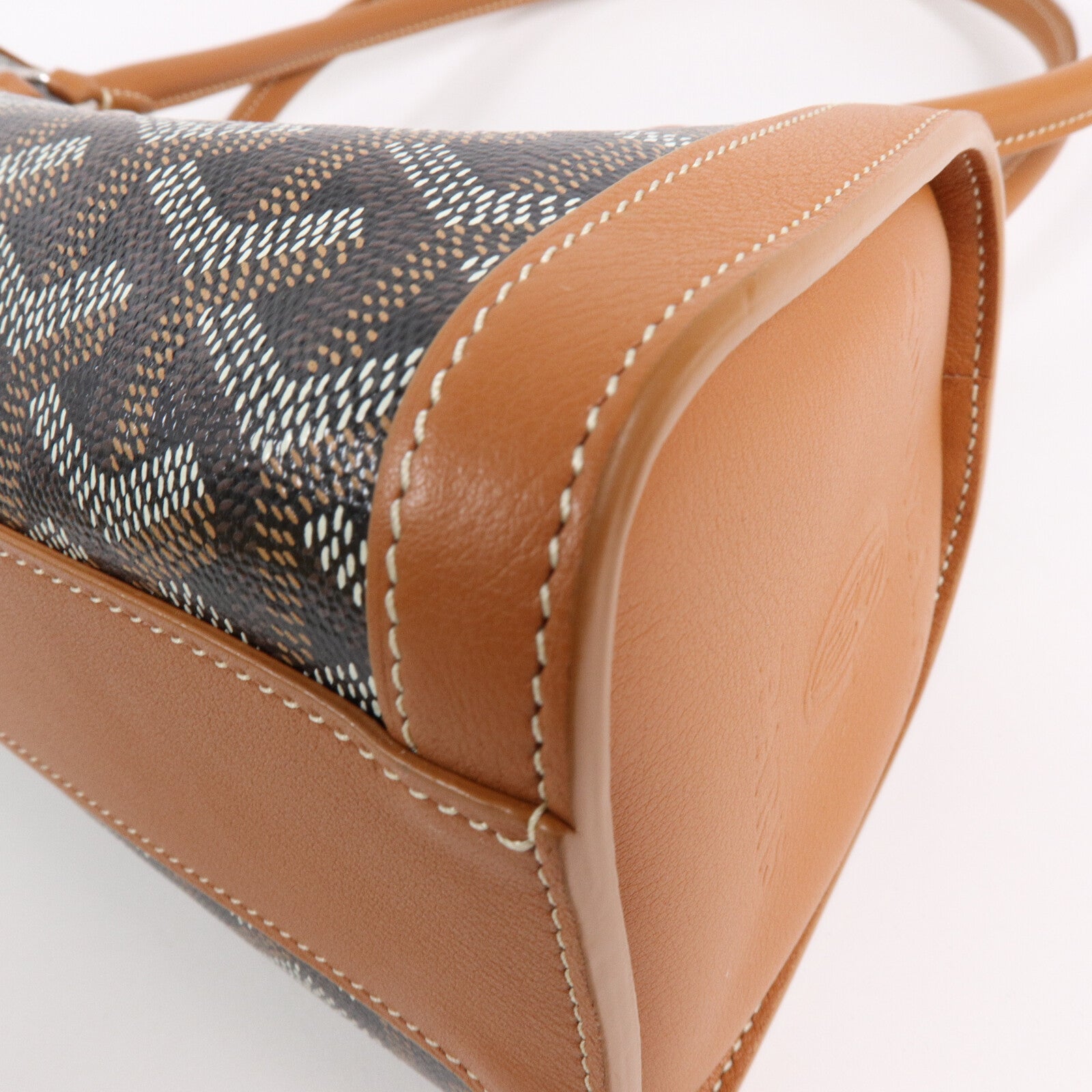 GOYARD 塗層帆布Bonbonniere PM肩背袋