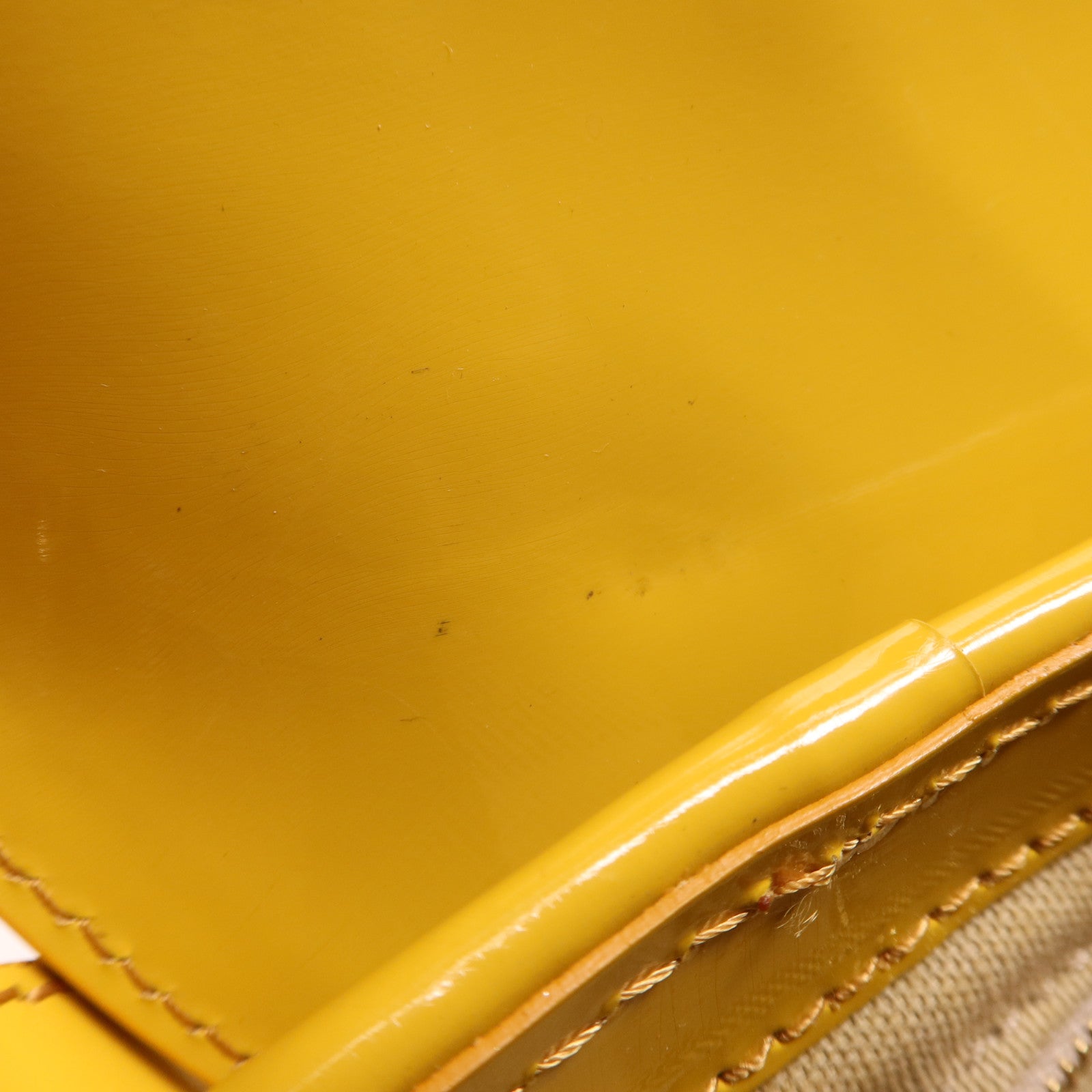 BURBERRY 帆布/皮革Patent Lilford Check金扣肩背袋