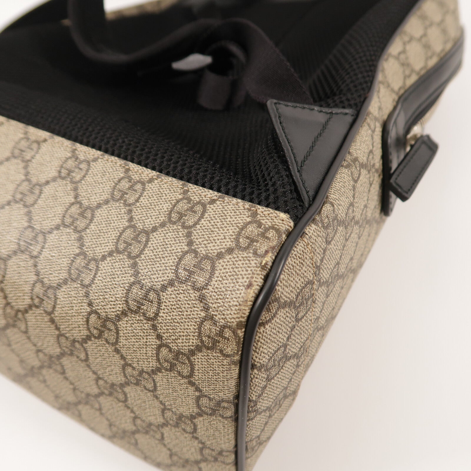 GUCCI 塗層帆布GG Supreme Backpack背包