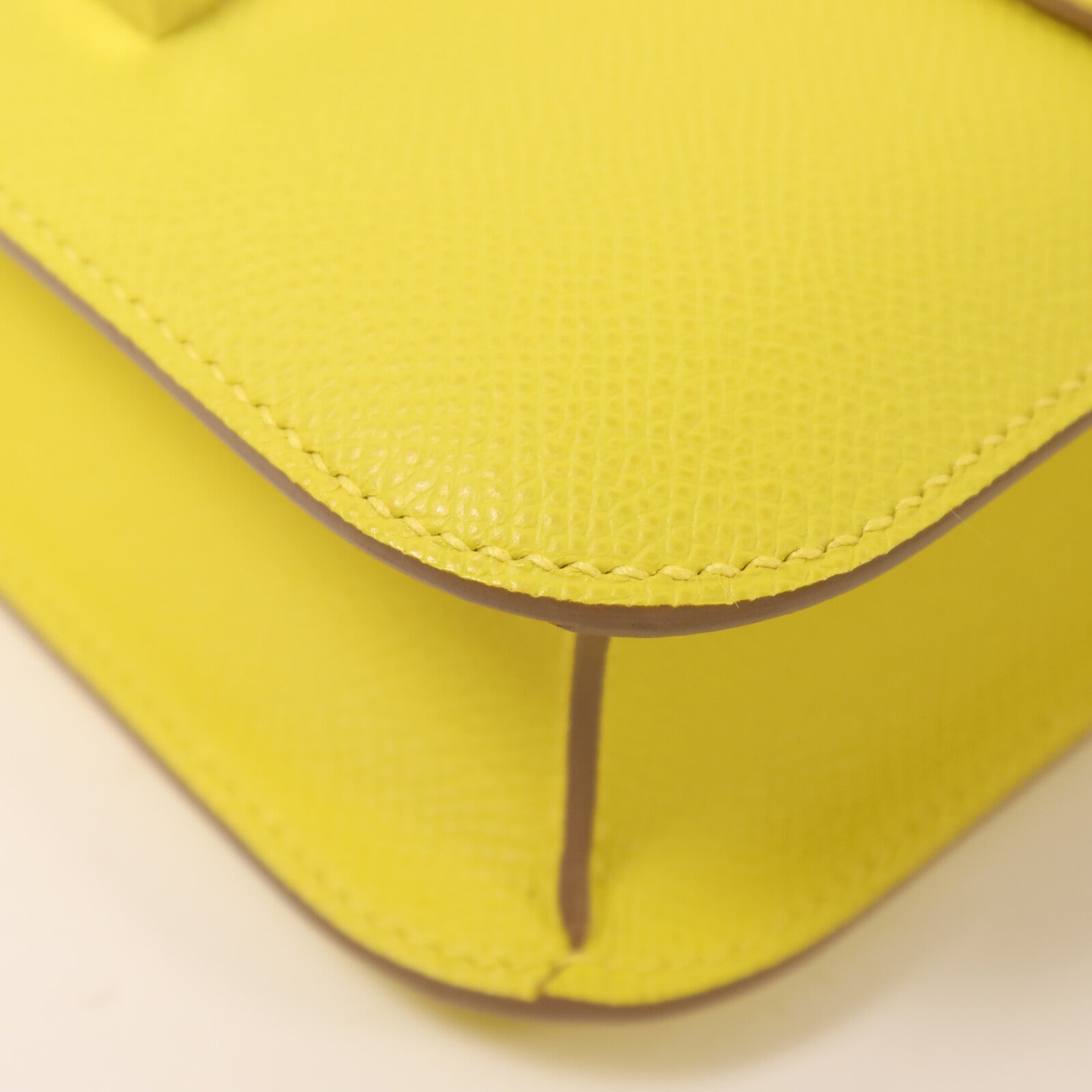 HERMES Epsom皮革Constance 24肩背袋Lime