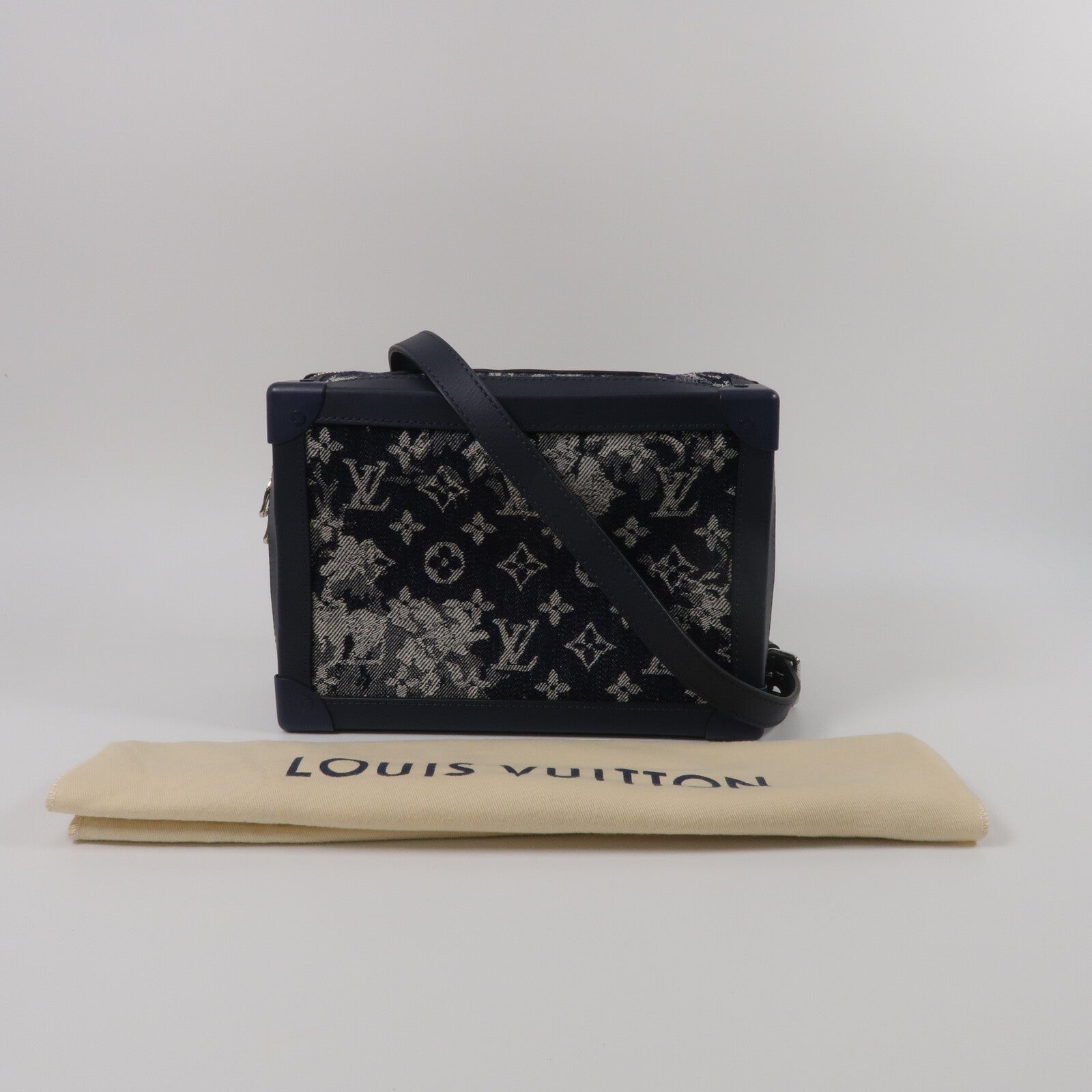 LOUIS VUITTON Monogram Tapestry Soft Trunk肩背袋