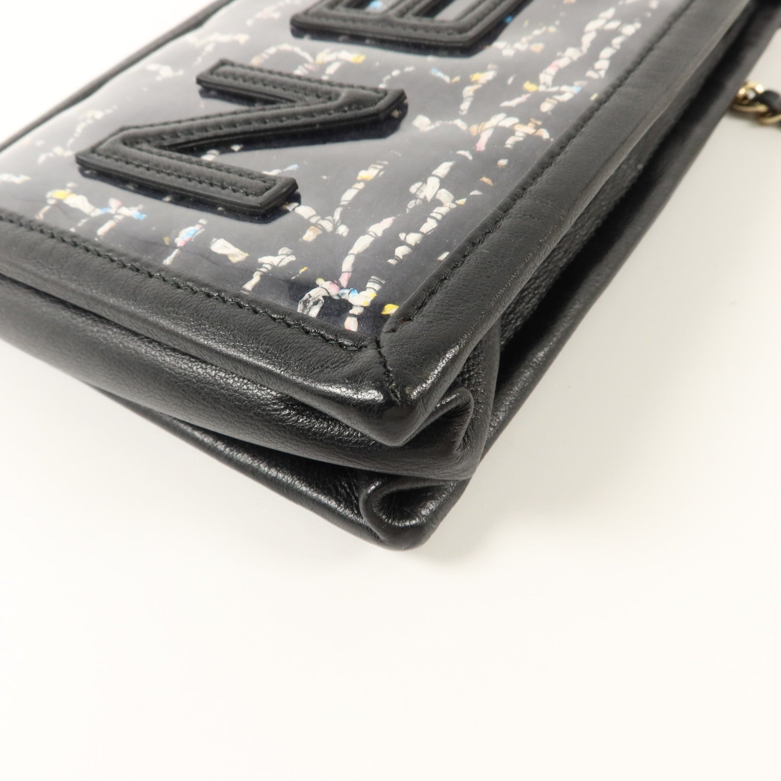 CHANEL PVC/斜紋軟呢Phone Pouch With Chain鏈帶電話肩背袋