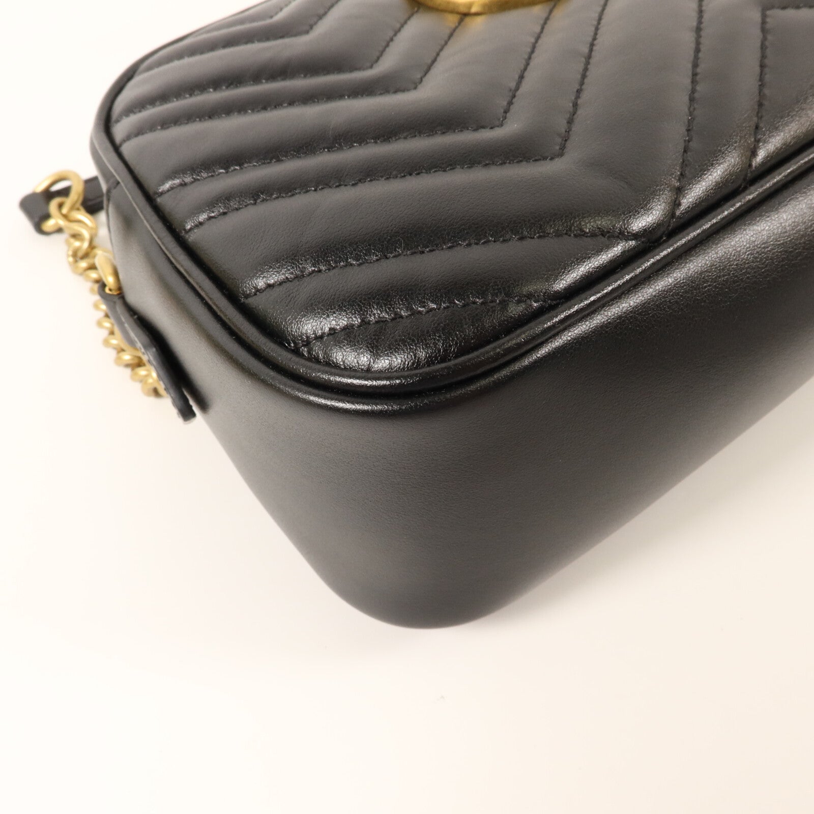 GUCCI 牛皮皮革GG Marmont Small肩背袋