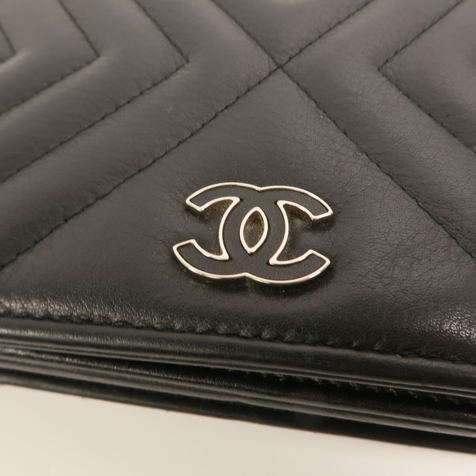 CHANEL 【激減優惠】羊皮皮革Wallet On Chain銀扣鏈帶肩背袋