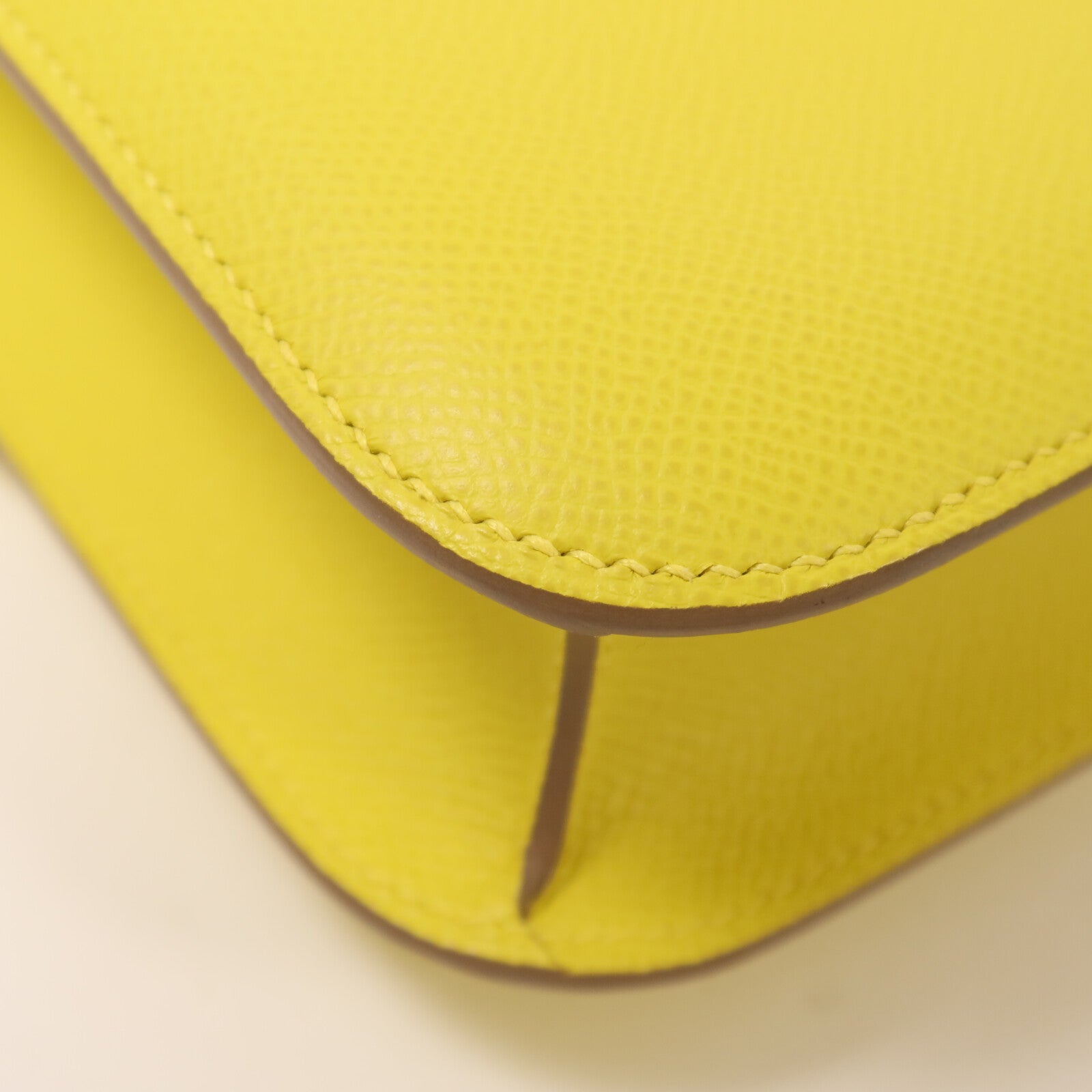 HERMES Epsom皮革Constance 24肩背袋Lime