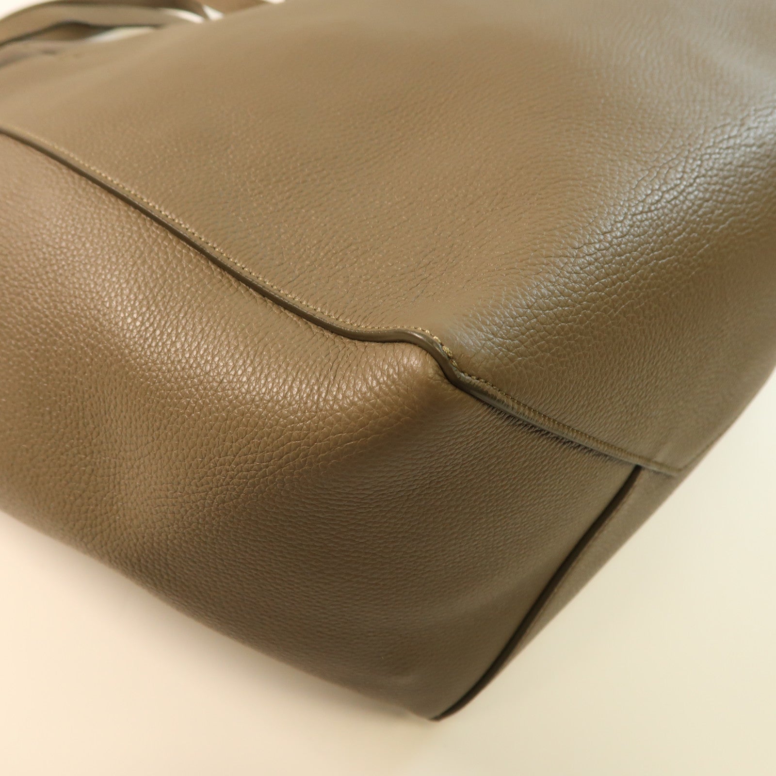 CELINE 牛皮皮革Tote Bag金扣手挽袋灰色