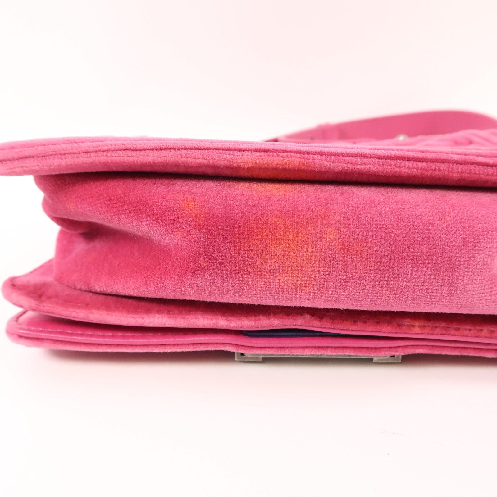 CHANEL CC Boy 20 Chain Shoulder Bag Velvet Pink