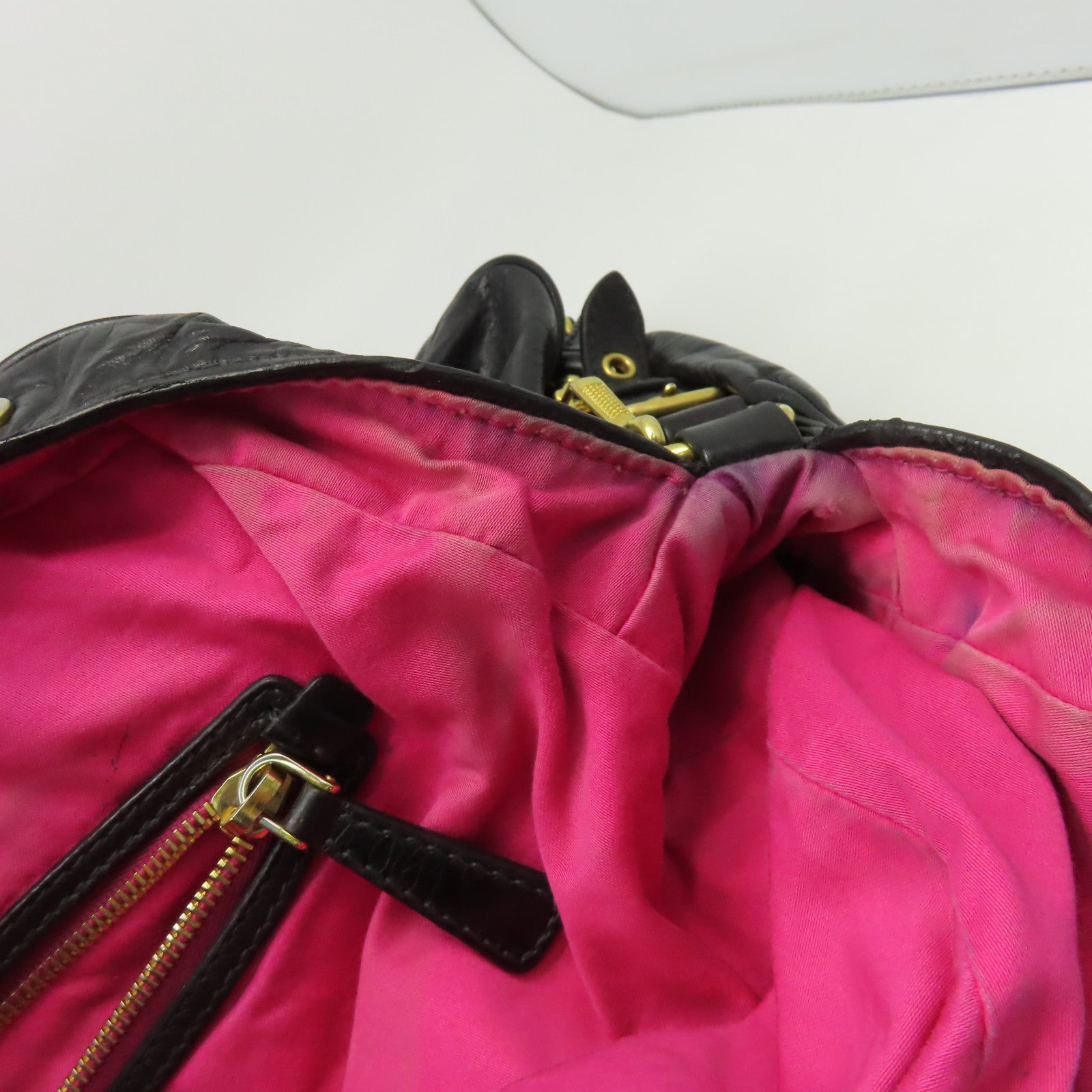 Miu Miu 牛皮皮革2 Way Shoulder金扣手挽肩背兩用袋黑色
