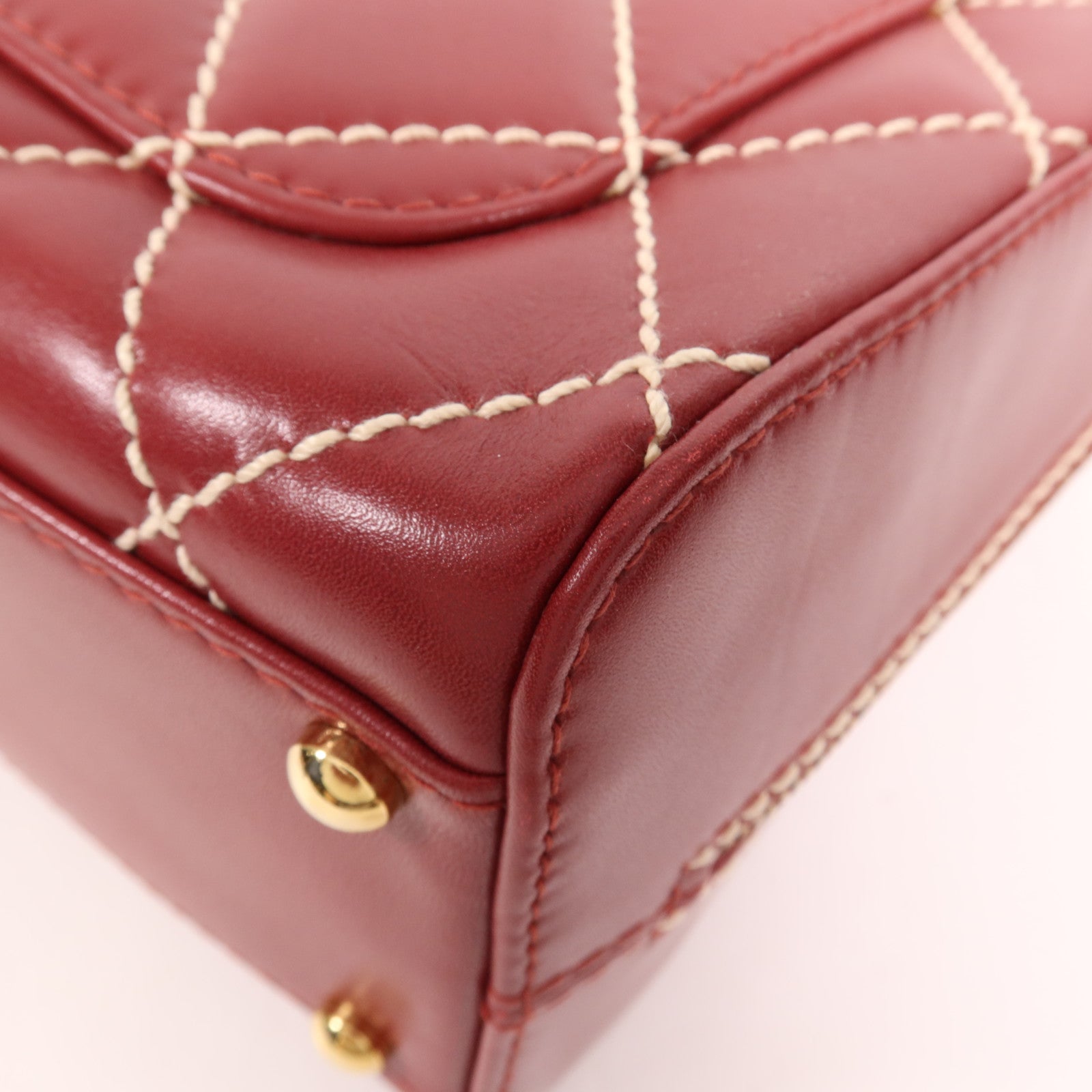 CHANEL 牛皮皮革Handbag金扣手挽袋