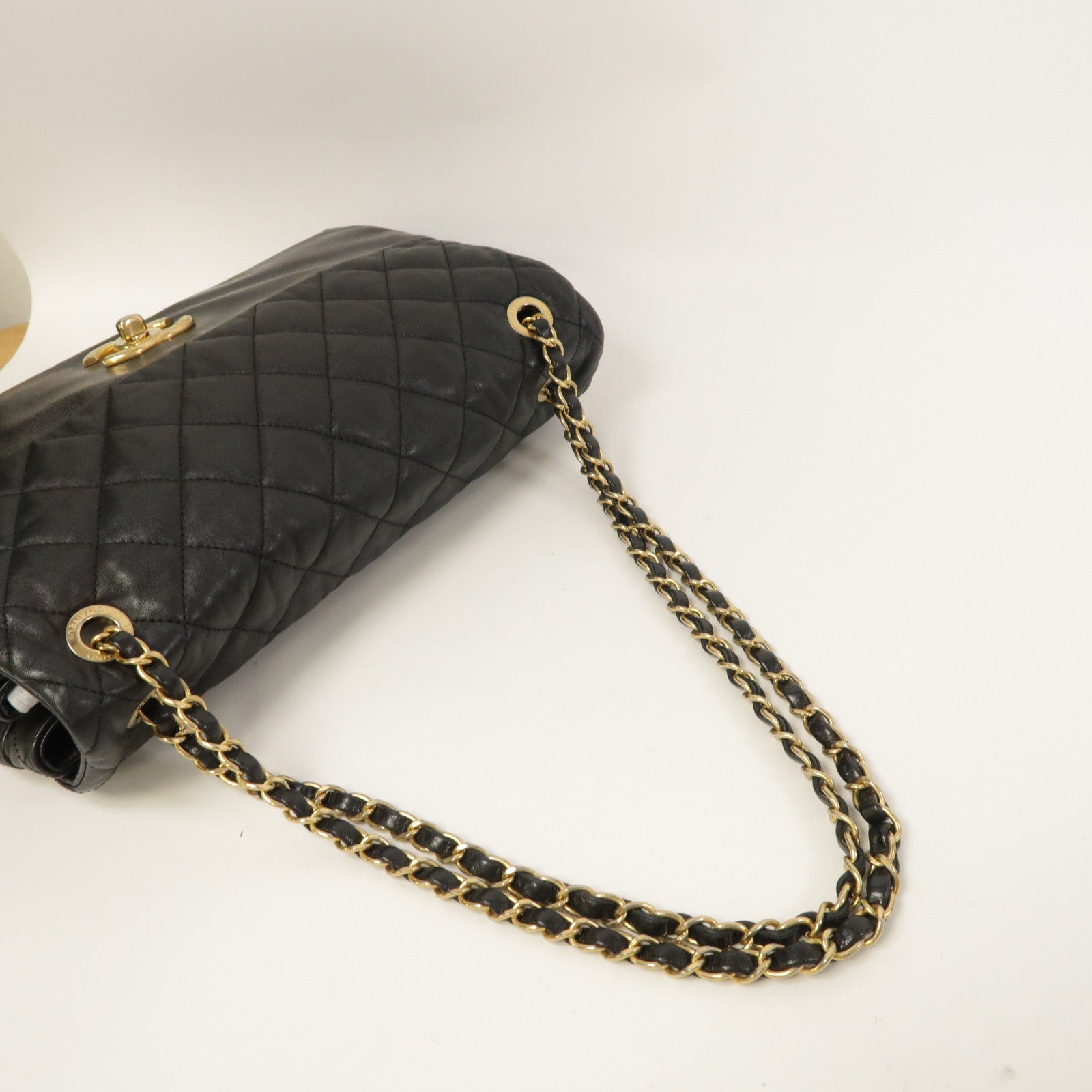 CHANEL 菱格羊皮皮革Chain Shoulder金扣鏈帶肩背袋黑色