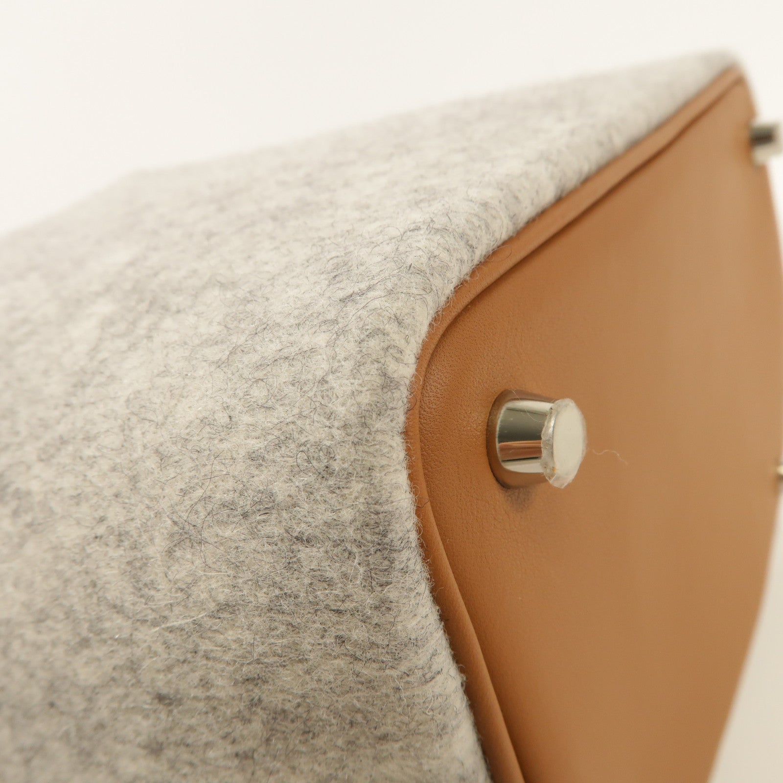 HERMES 【激減優惠】絨布Picotin Lock 18銀扣手挽袋Gris Clair