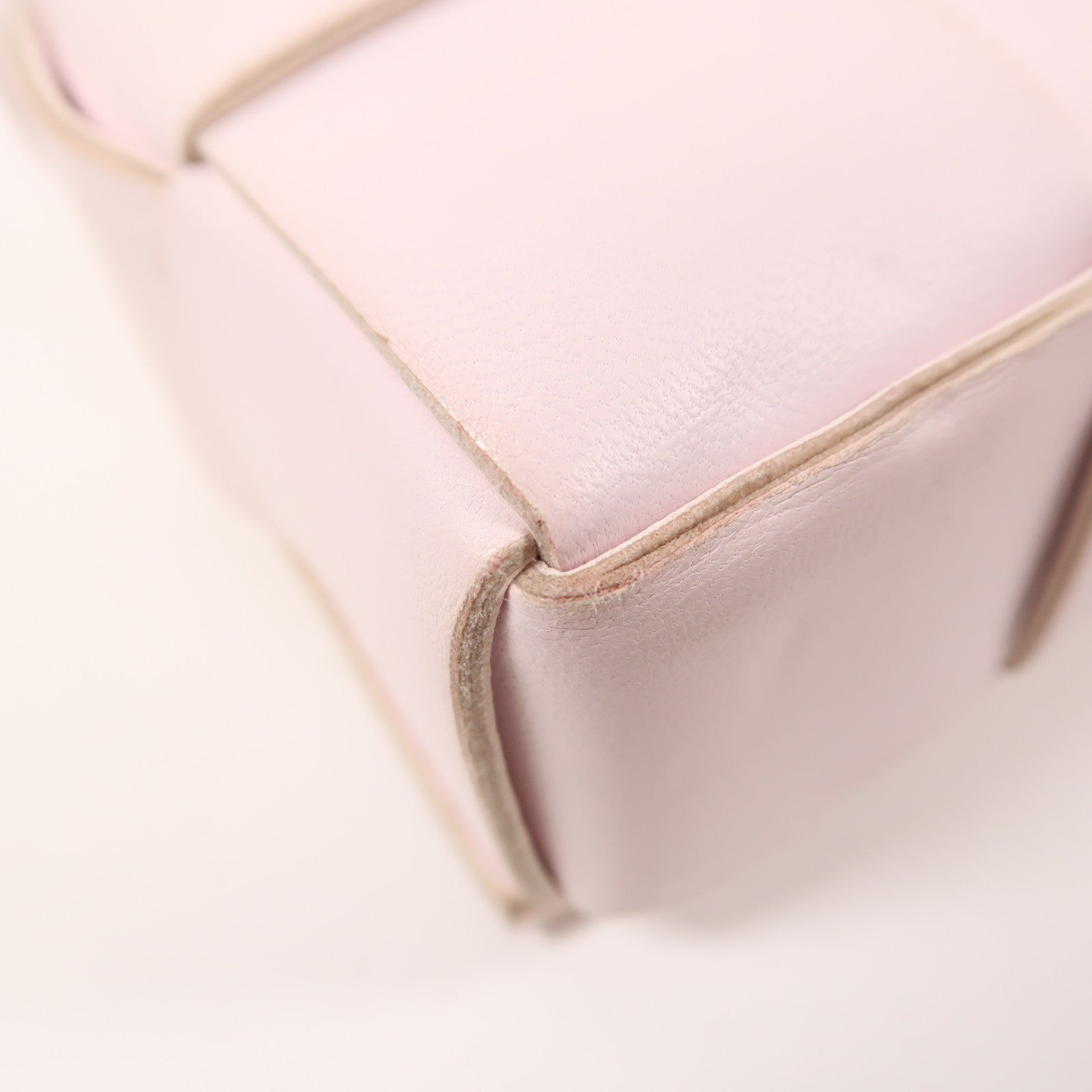 BOTTEGA VENETA 羊皮皮革Cassette肩背袋