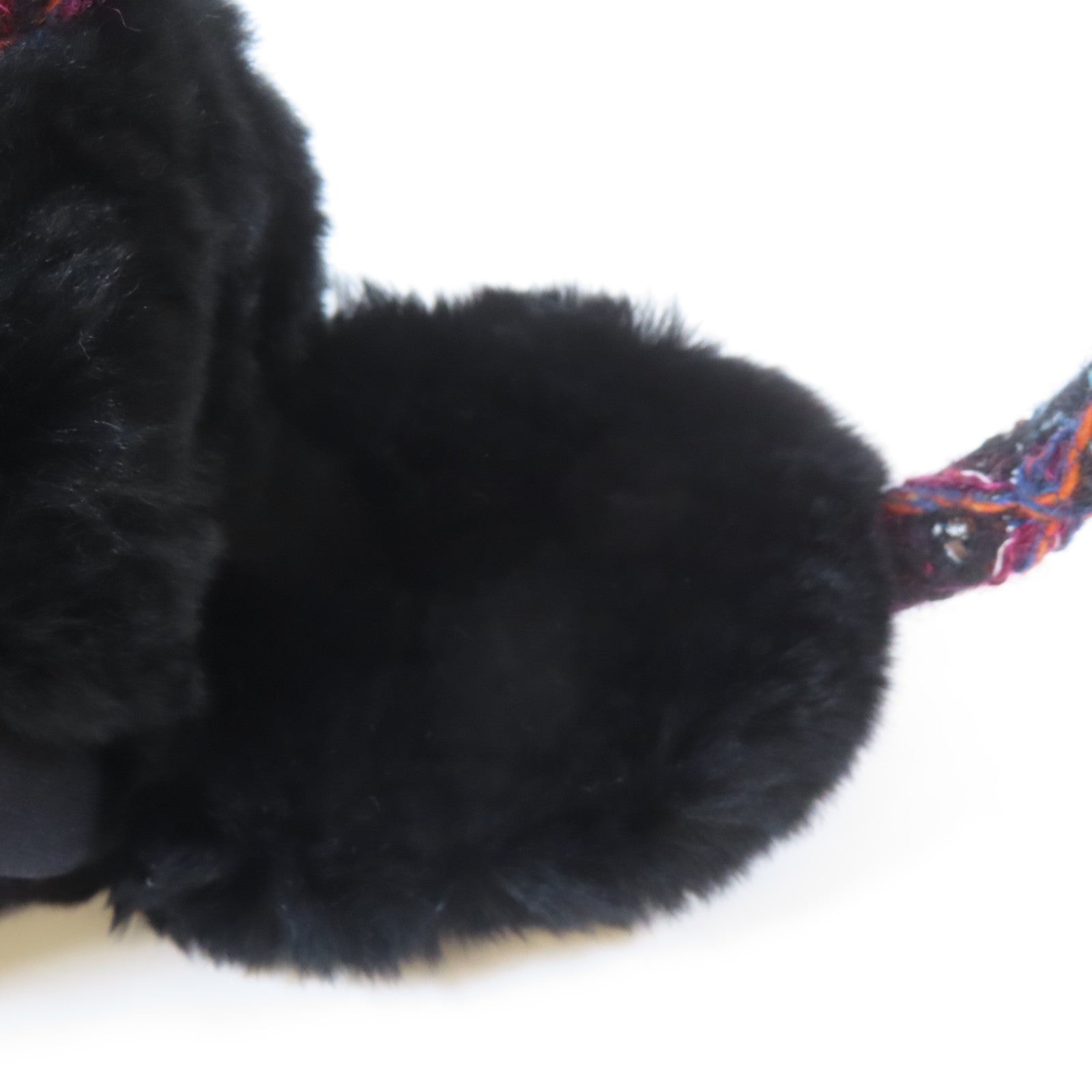 CHANEL **【激減優惠】斜紋軟呢/毛茸Earmuffs耳套黑色
