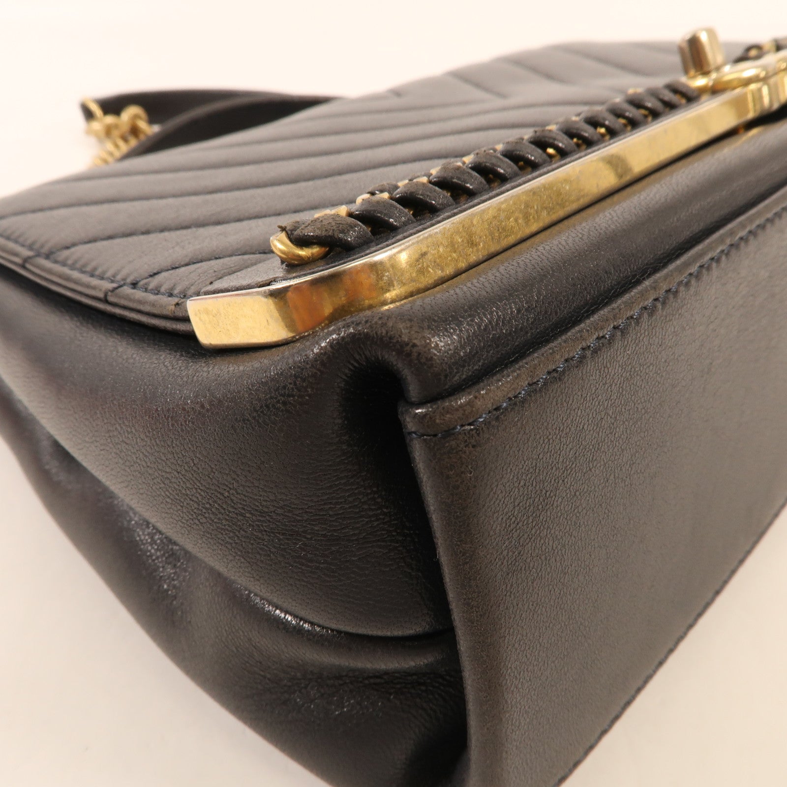 CHANEL 牛皮皮革Shoulder Bag金扣鏈帶肩背袋