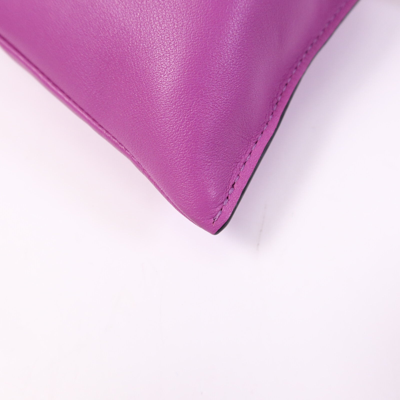 LOEWE 羊皮皮革Flamenco Pocket Bag肩背袋