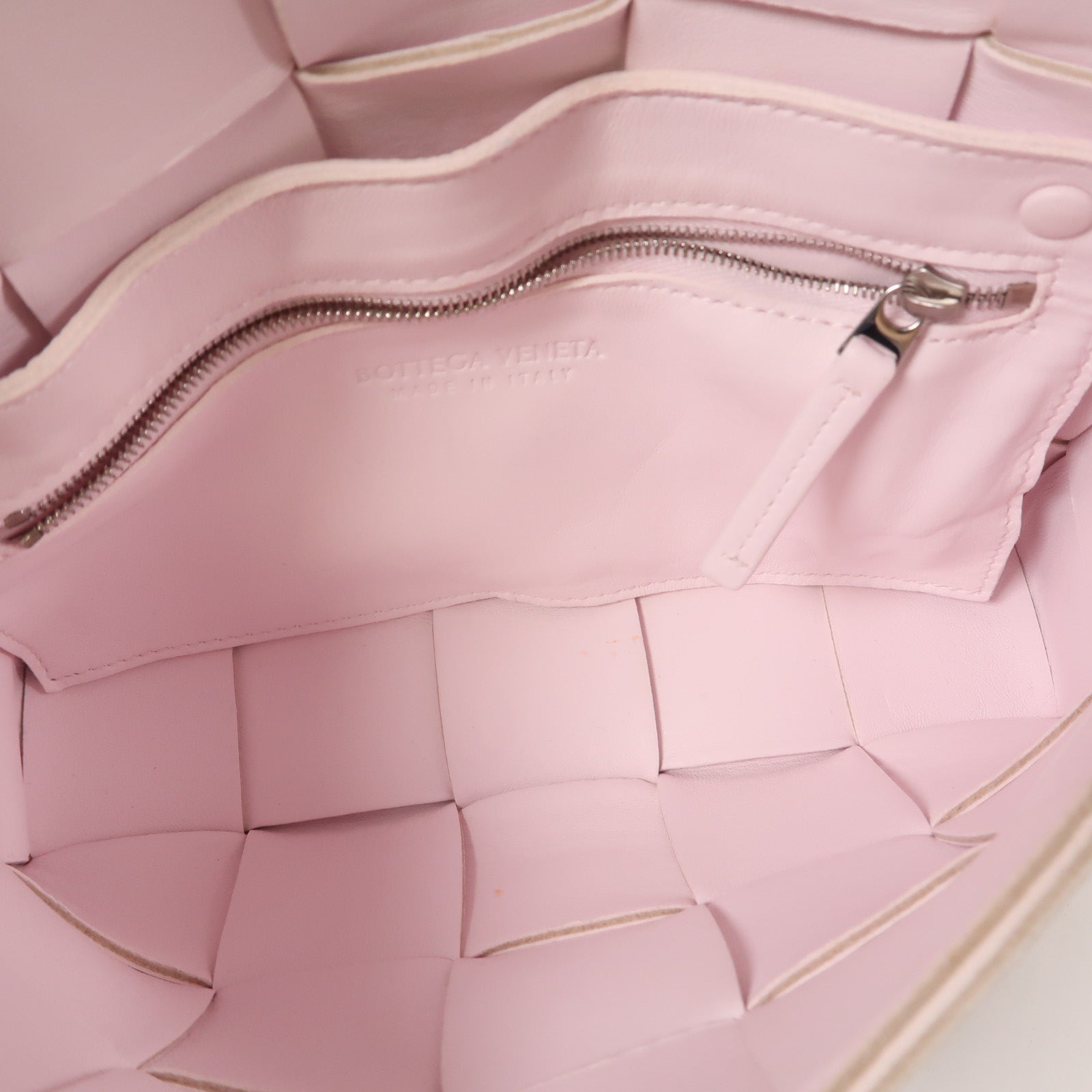 BOTTEGA VENETA 羊皮皮革Cassette肩背袋