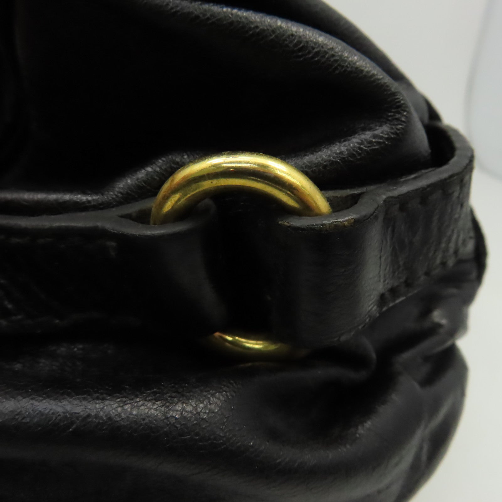 Miu Miu 牛皮皮革2 Way Shoulder金扣手挽肩背兩用袋黑色