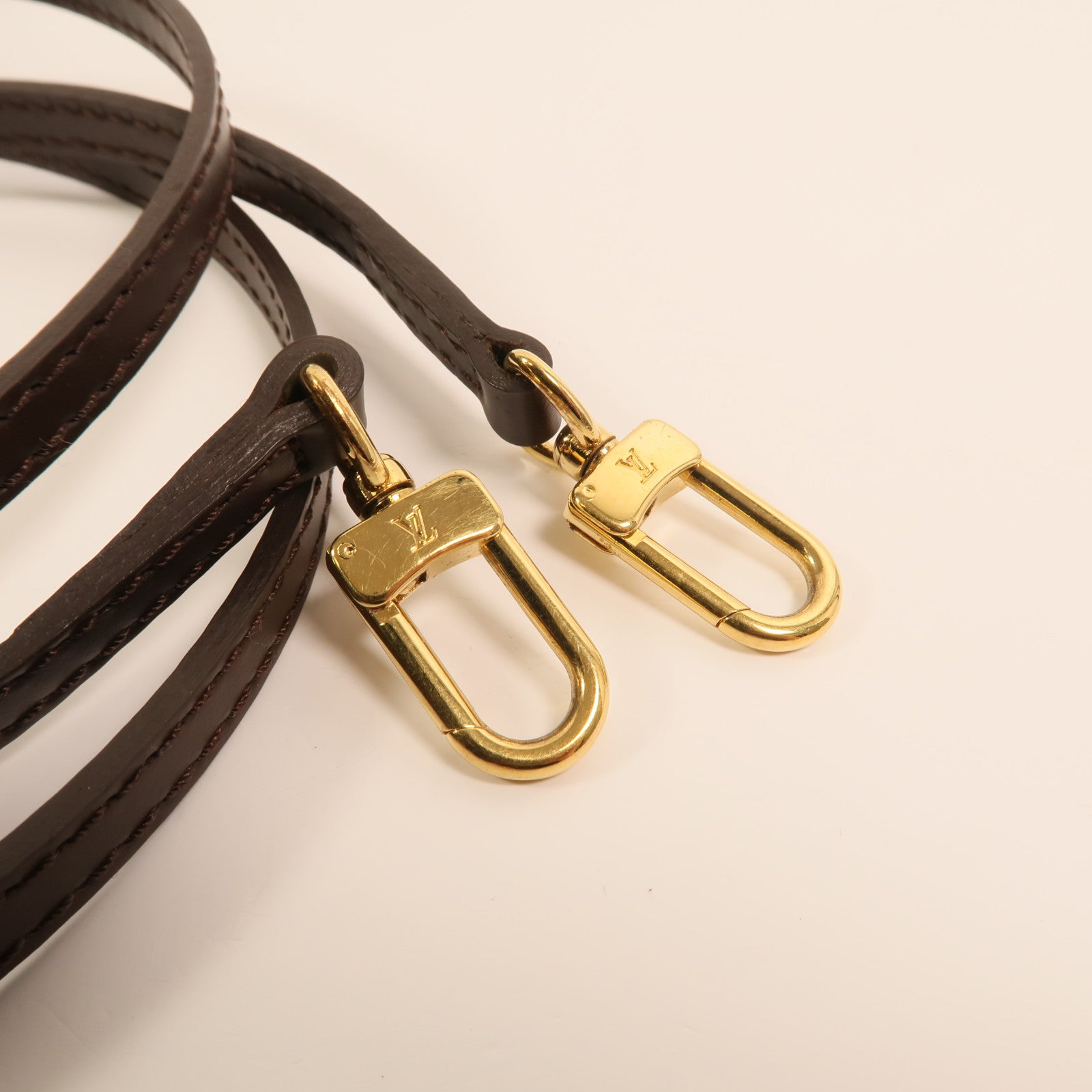 LOUIS VUITTON Damier Pochette Ipanema金扣肩背袋