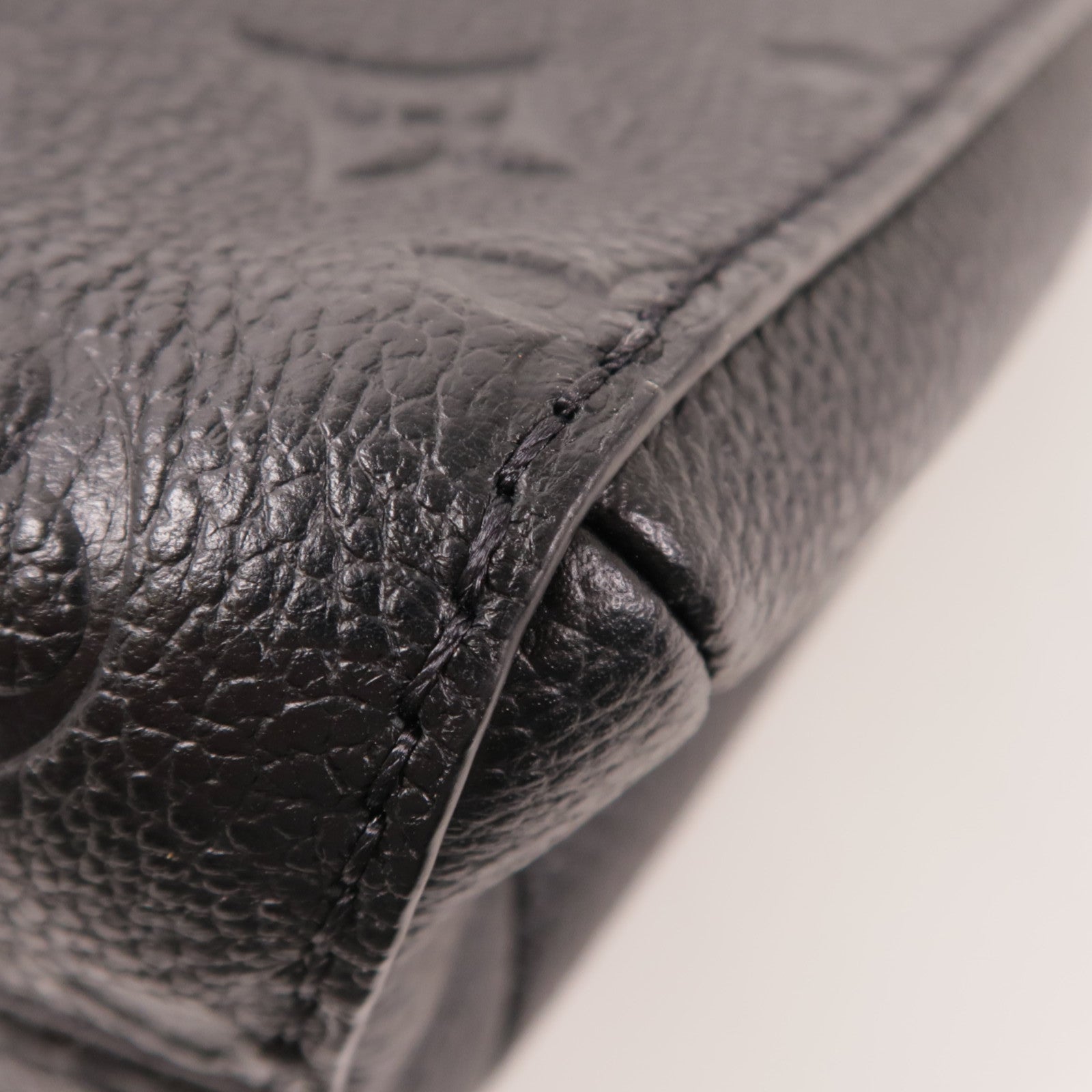 LOUIS VUITTON Monogram Empreinte Vavin BB金扣肩背袋