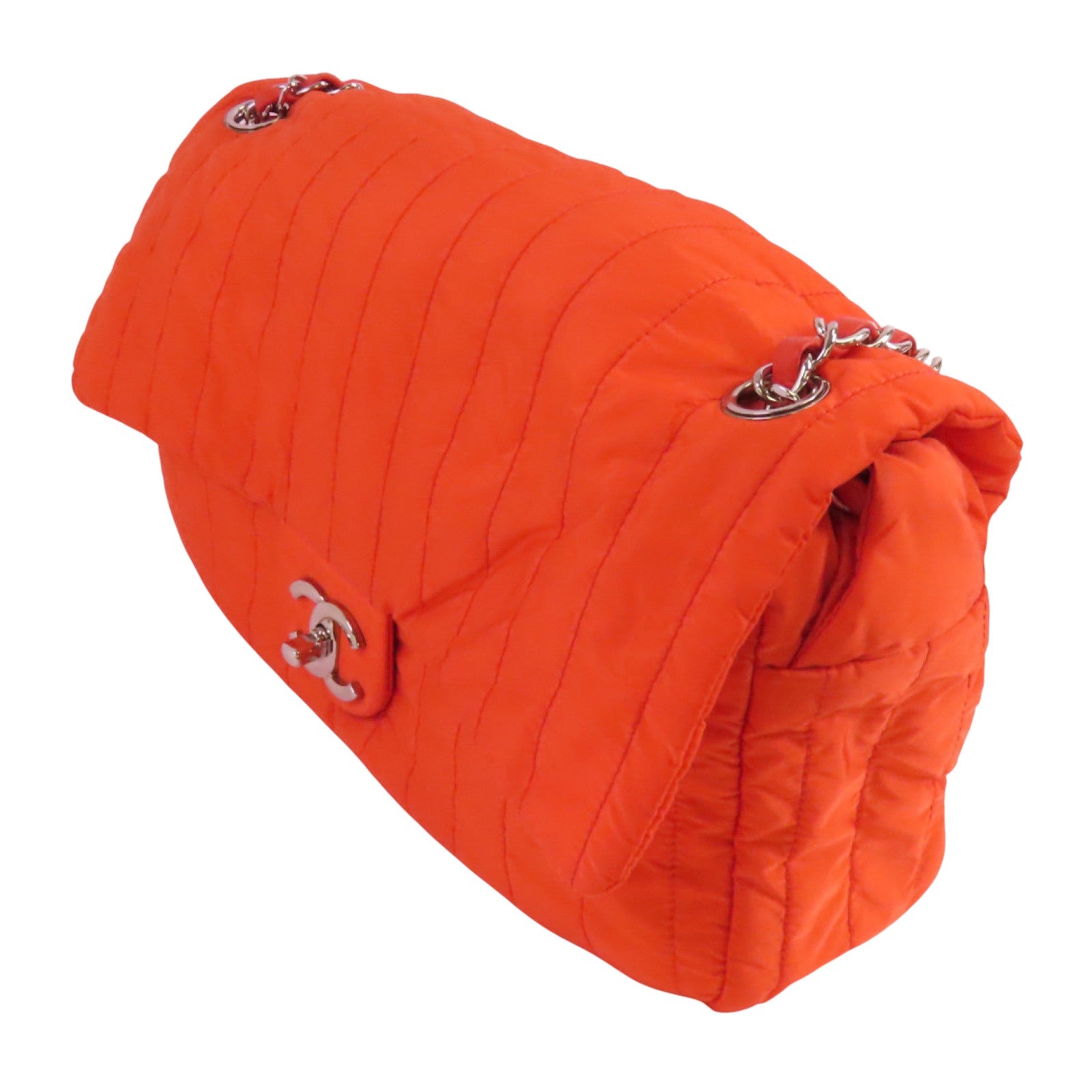 CHANEL 尼龍Chain Shoulder Bag銀扣鏈帶肩背袋