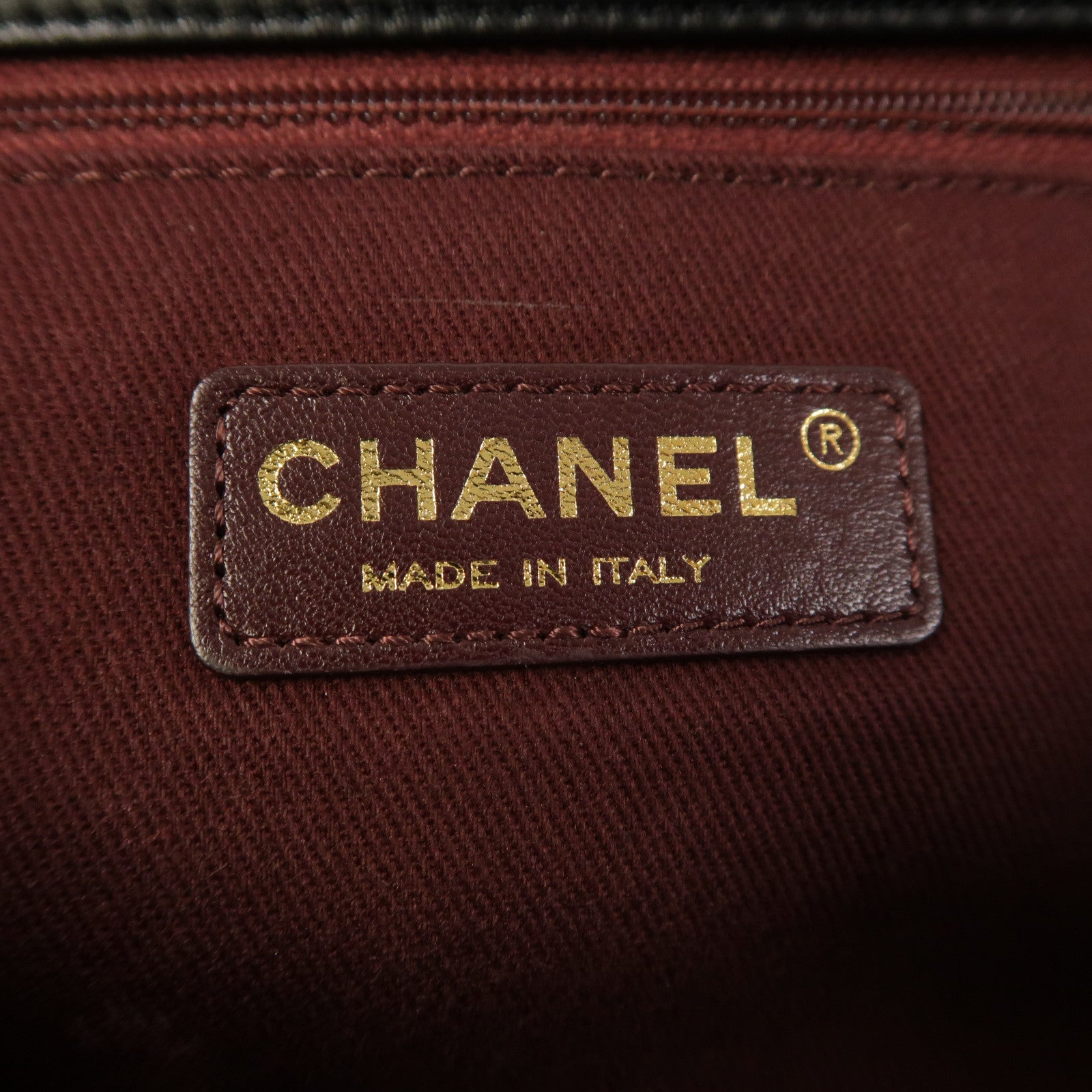 CHANEL 菱格羊皮皮革Chain Shoulder金扣鏈帶肩背袋黑色