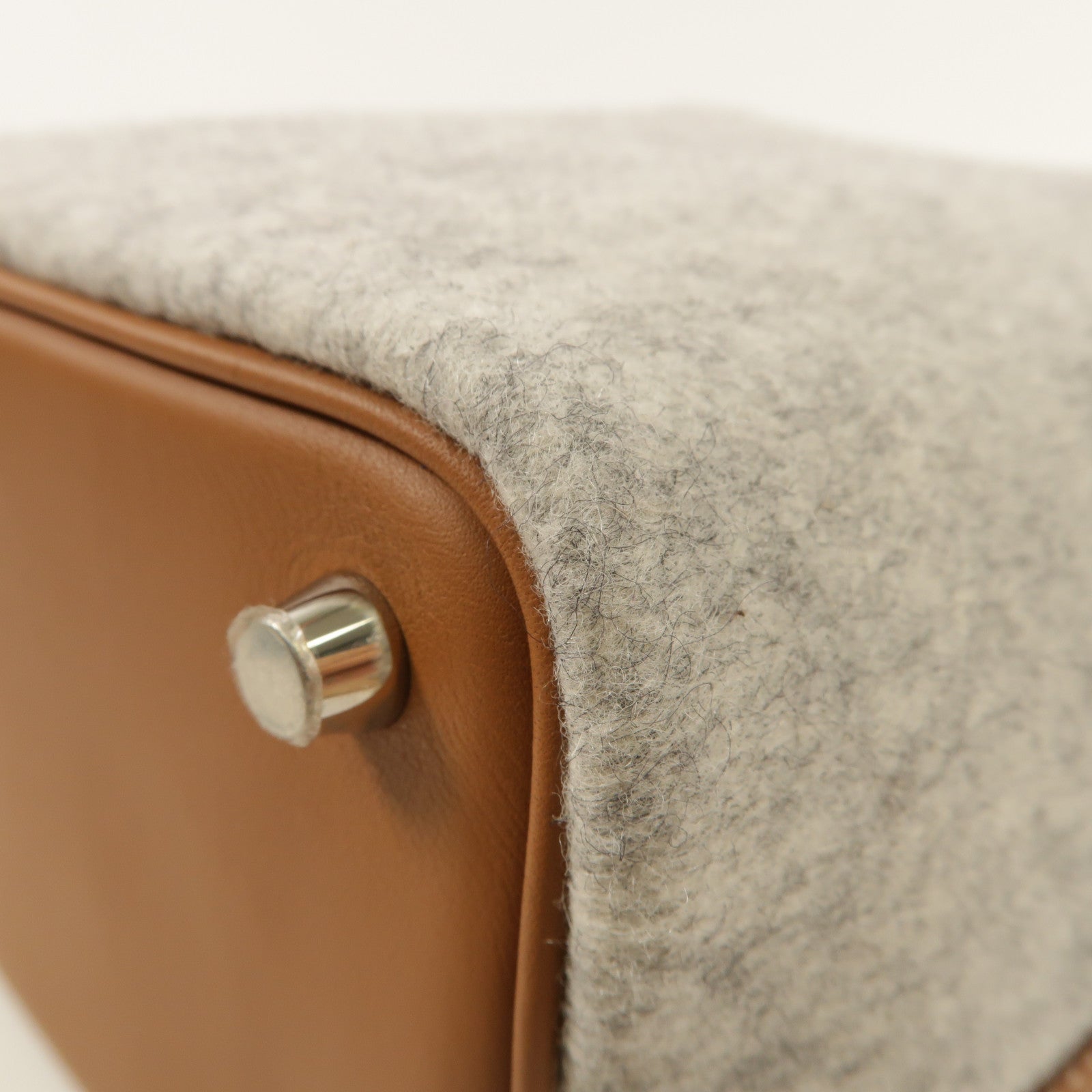 HERMES 【激減優惠】絨布Picotin Lock 18銀扣手挽袋Gris Clair